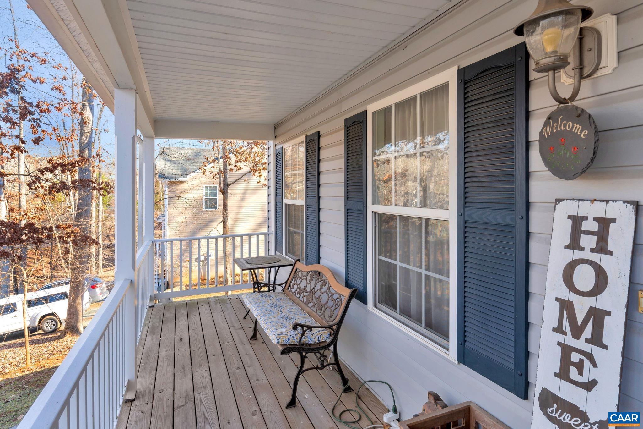 LAKE MONTICELLO - Residential