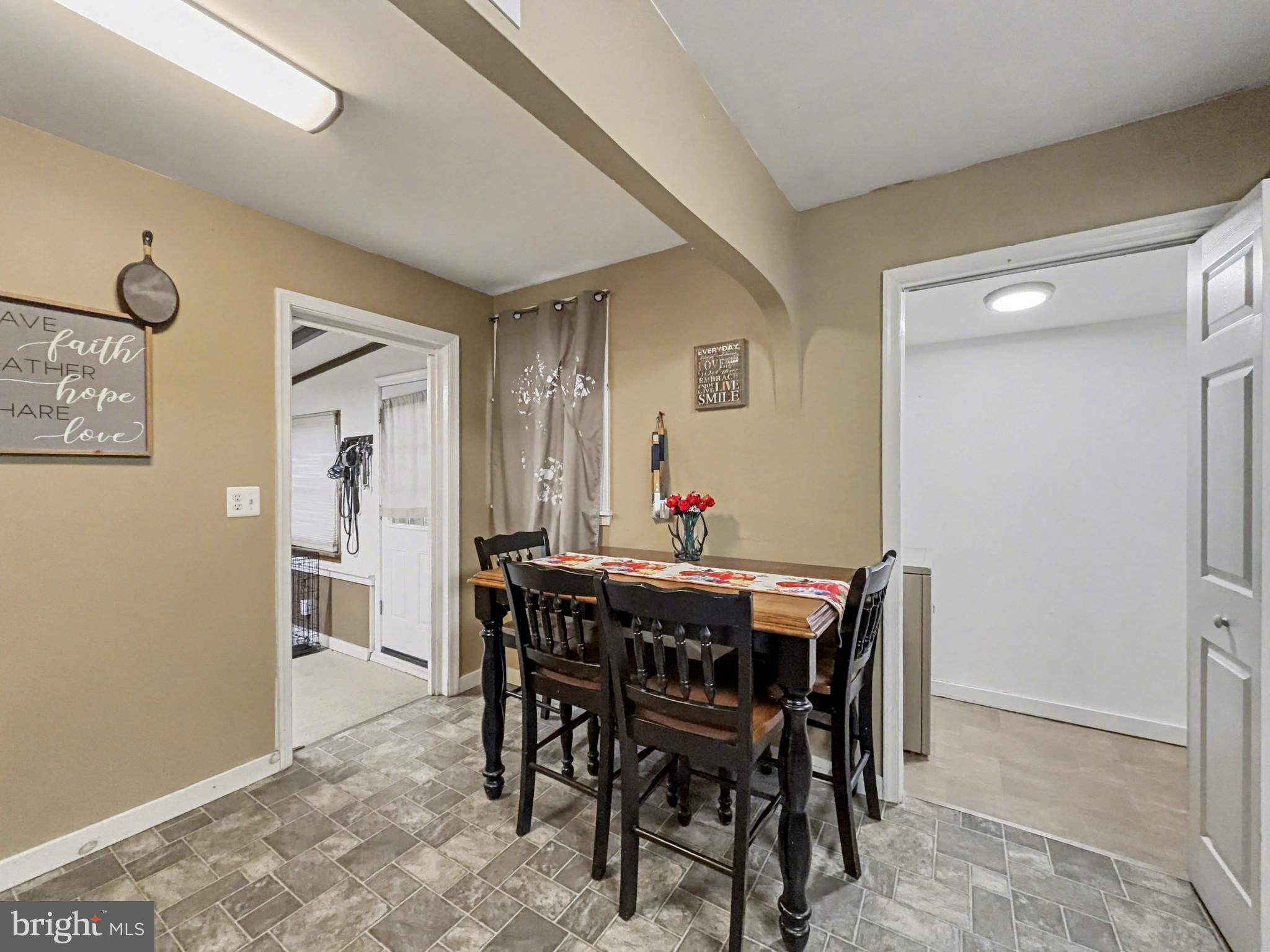 LOUIS PARK - Residential