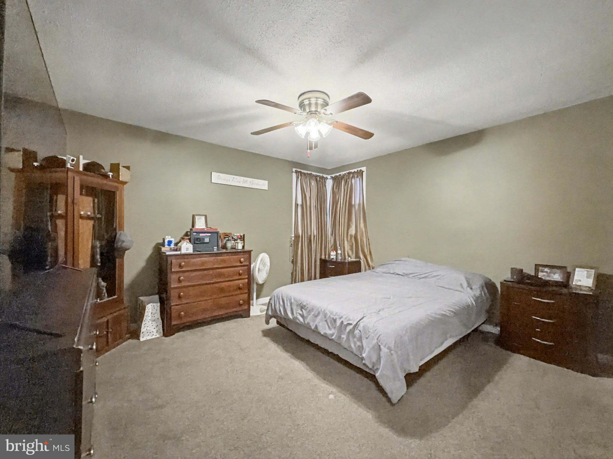 LOUIS PARK - Residential