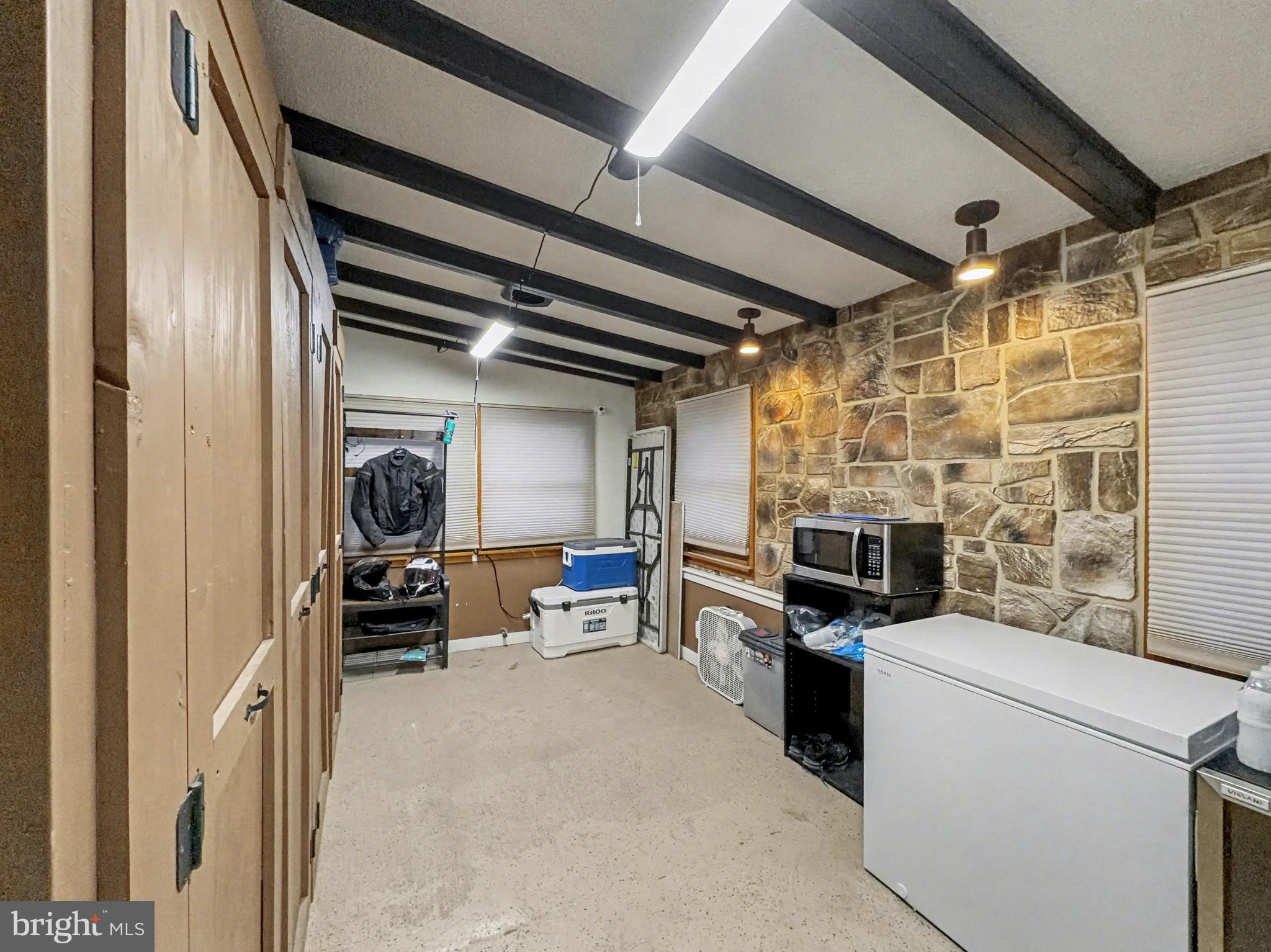 LOUIS PARK - Residential