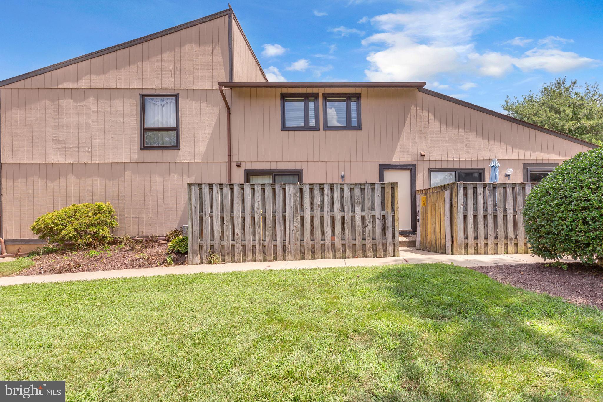 Charming Townhome in Convenient Glen Burnie Location!
Welcome to 536 West Ct — a well-maintained 2-bedroom, 1-bathroom townhouse offering comfortable living across three levels. The main level features a spacious living room, a dedicated dining area, and a functional kitchen, perfect for everyday living and entertaining.
Upstairs, you'll find two bright bedrooms and a full bathroom. The unfinished basement offers plenty of storage space, a laundry area, and potential for future finishing to suit your needs.
Located close to shopping, dining, and major commuter routes, this home is ideal for first-time buyers, downsizers, or investors looking to add to their portfolio.
Bundled service pricing available for buyers. Connect with the listing agent for details