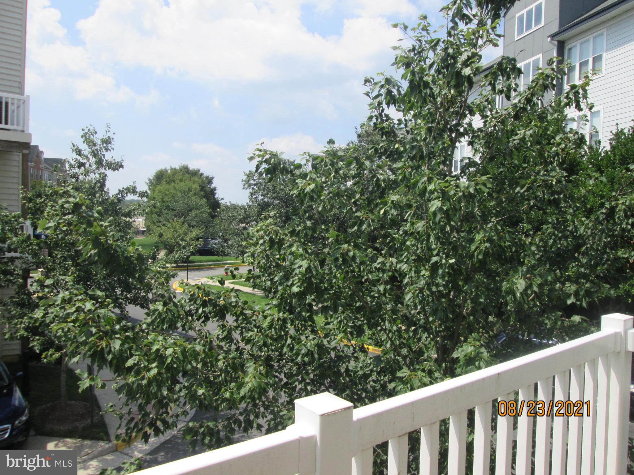 RESIDENCES AT SULLIVAN - Residential Lease