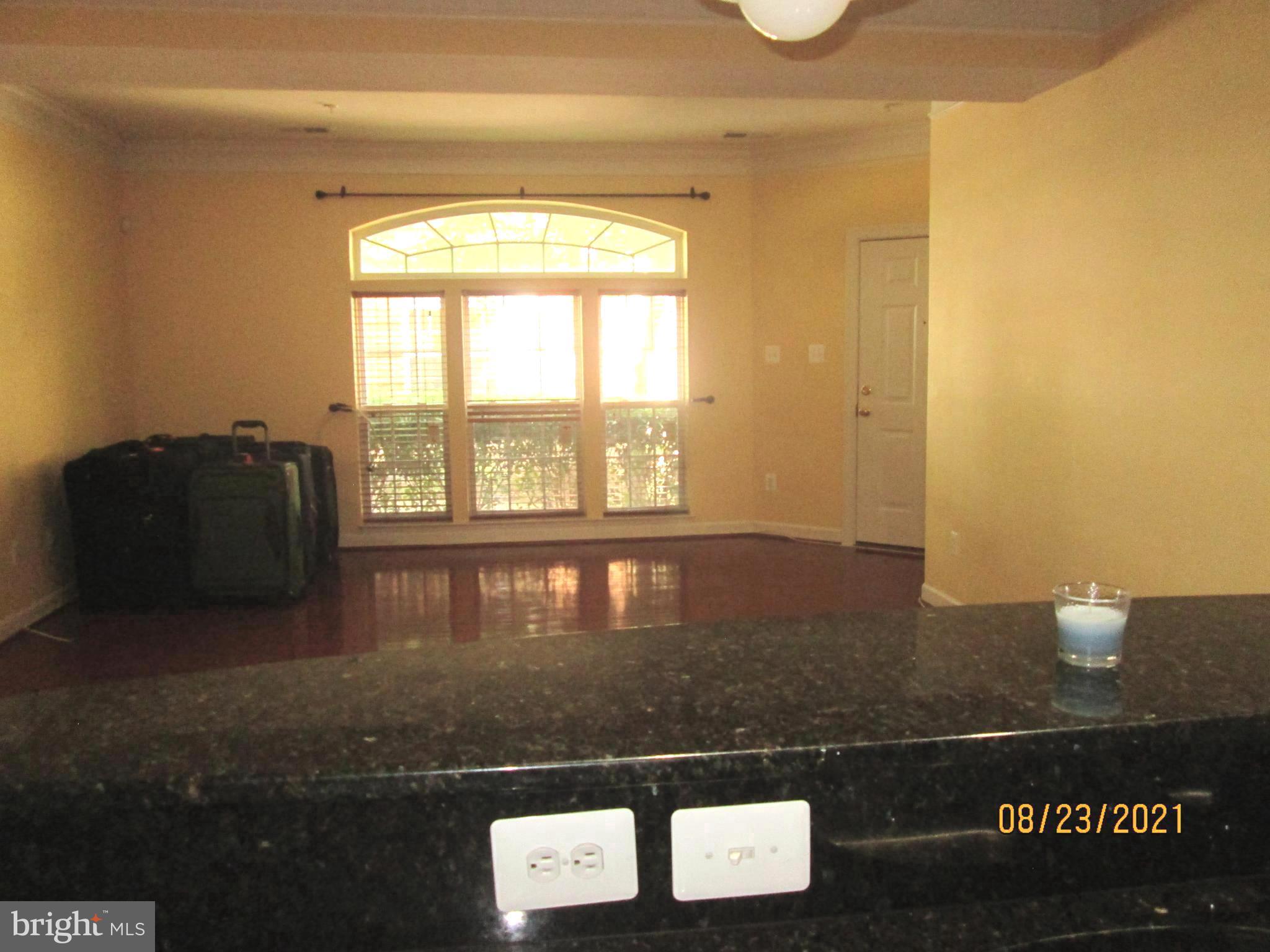 RESIDENCES AT SULLIVAN - Residential Lease