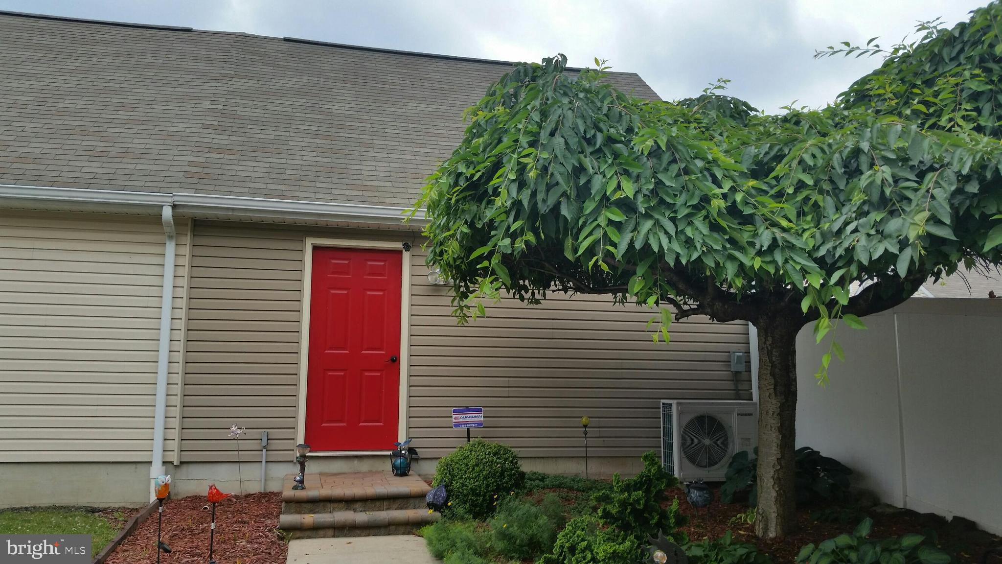 HARRISBURG CITY - Residential Lease