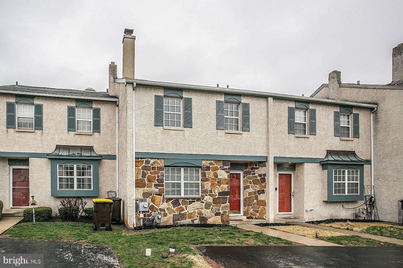 SADDLEBROOK ESTS - Residential