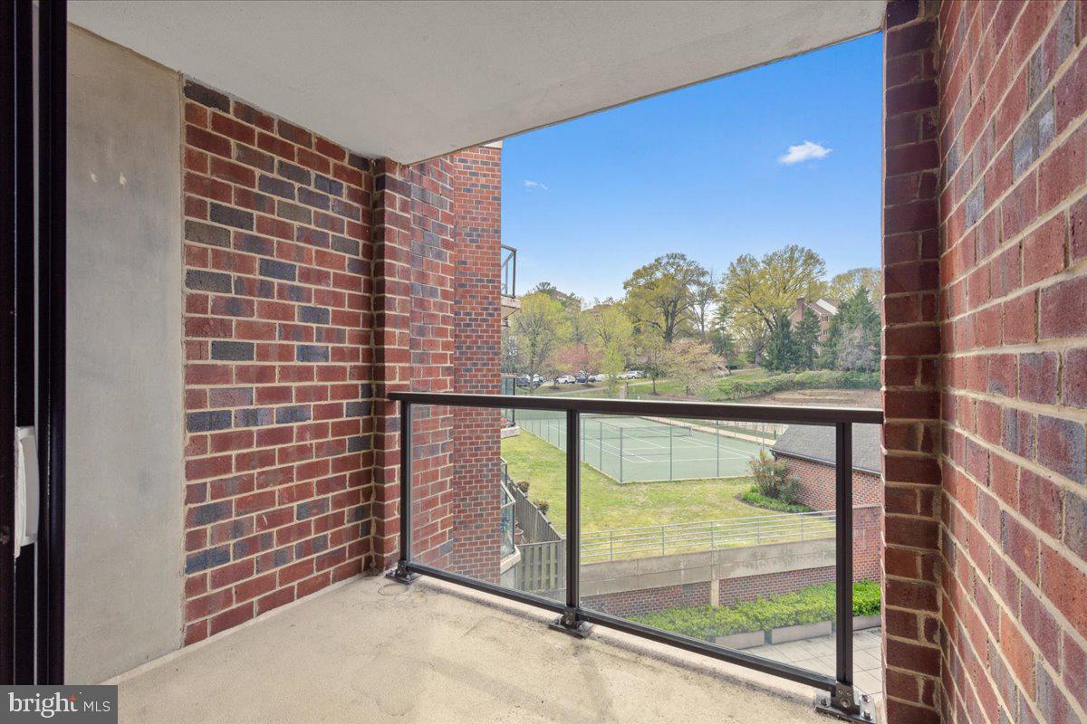 2100 LANGSTON BOULEVARD 431