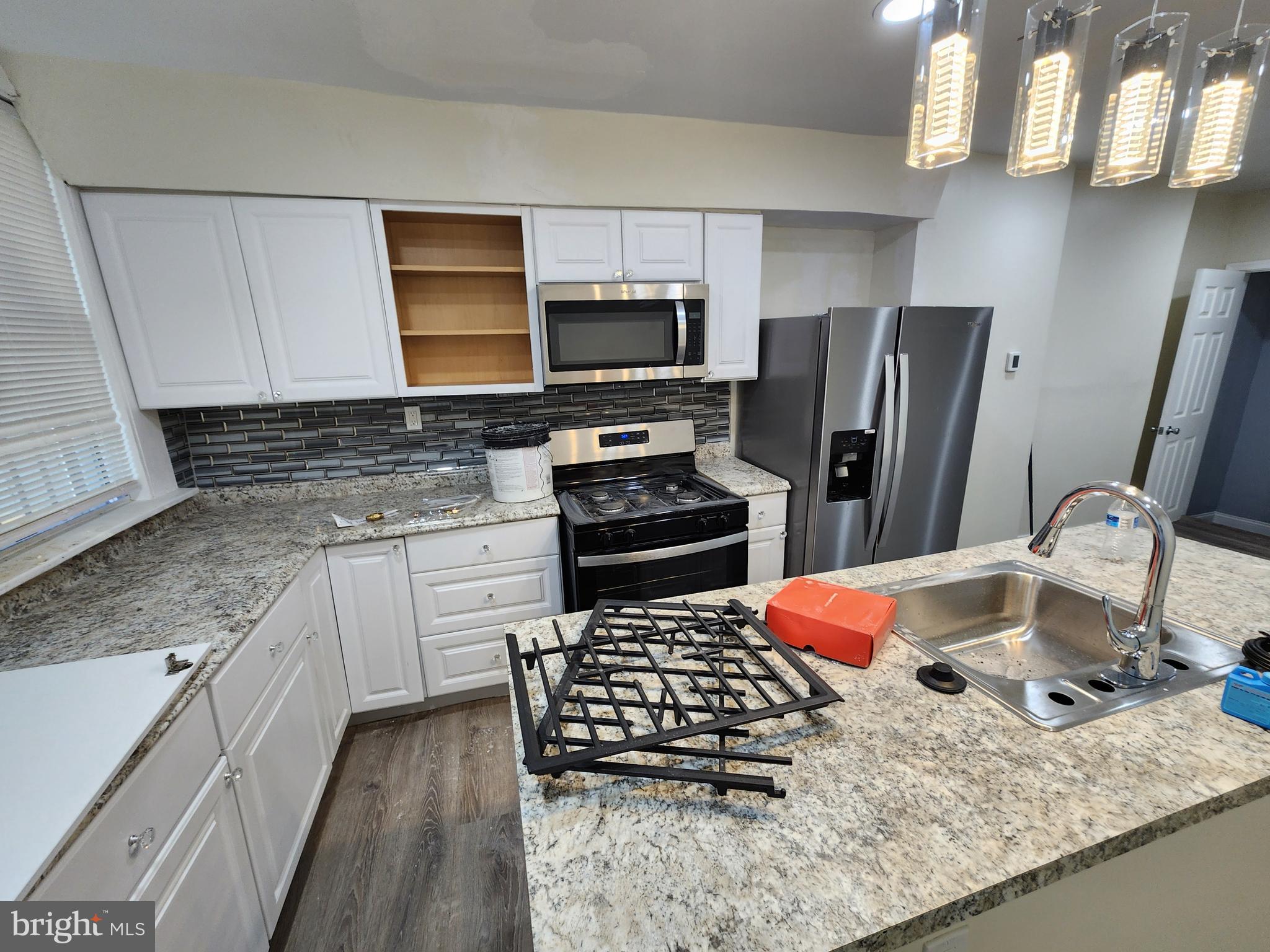 MONDAWMIN - Residential