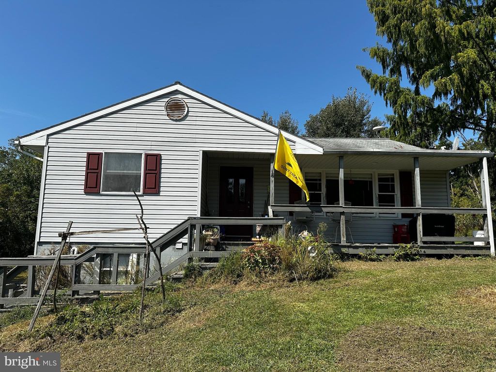 Photo of 862 Baumgardner Road, LANCASTER, PA 17603 (MLS # PALA2057166)