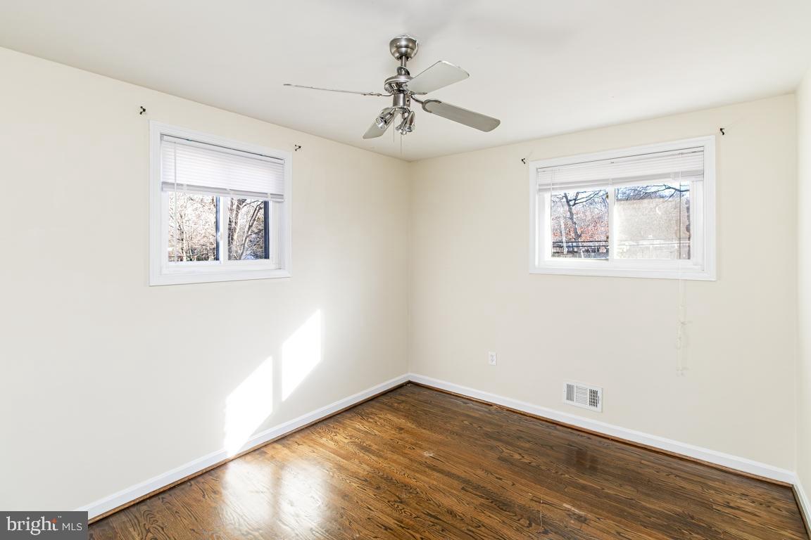 TEMPLE HILLS - Residential