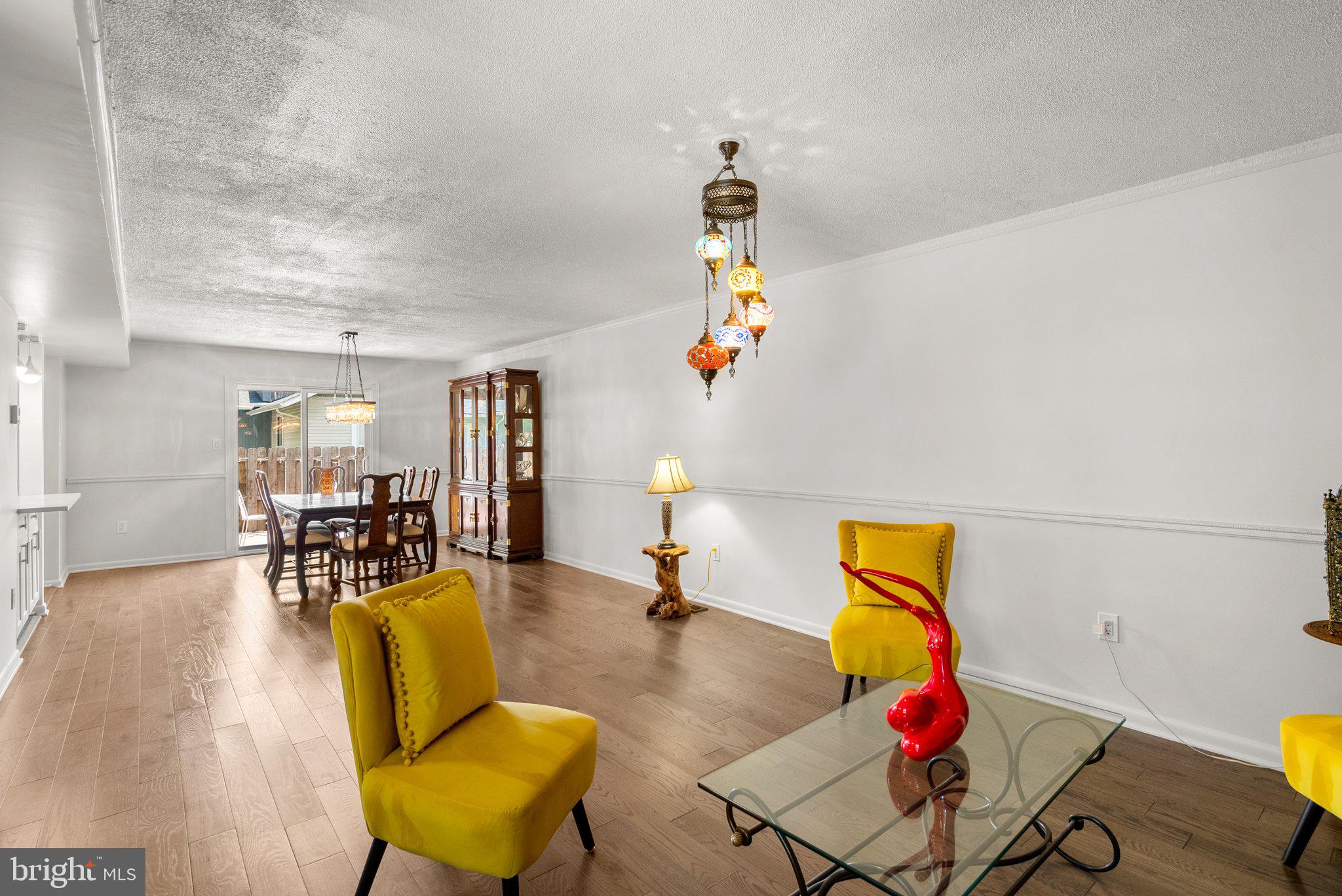 52 ANNA COURT 275