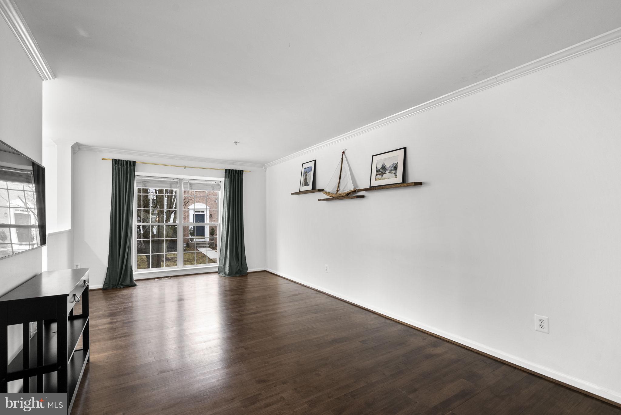 WINDGATE CONDO - Residential