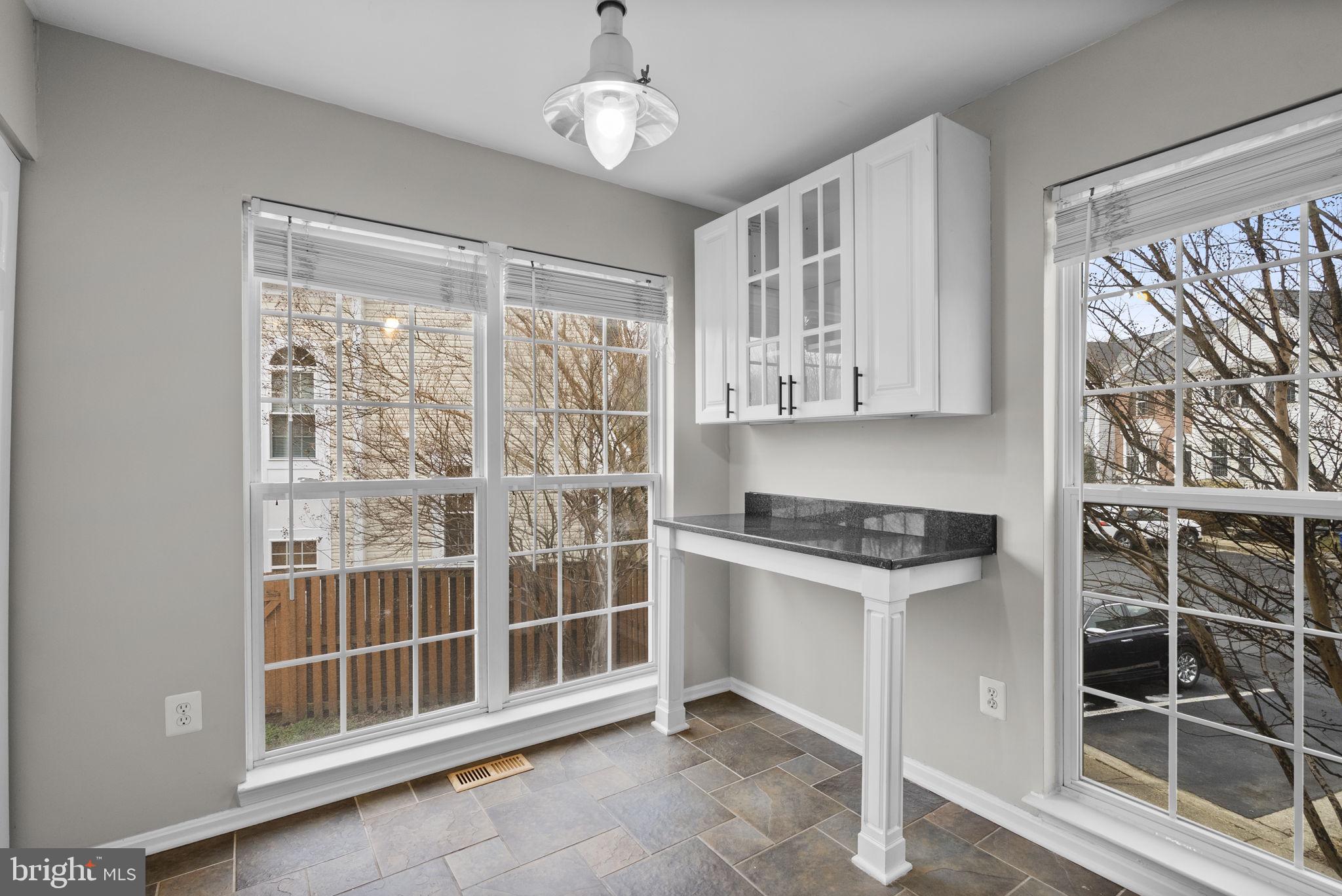 WINDGATE CONDO - Residential