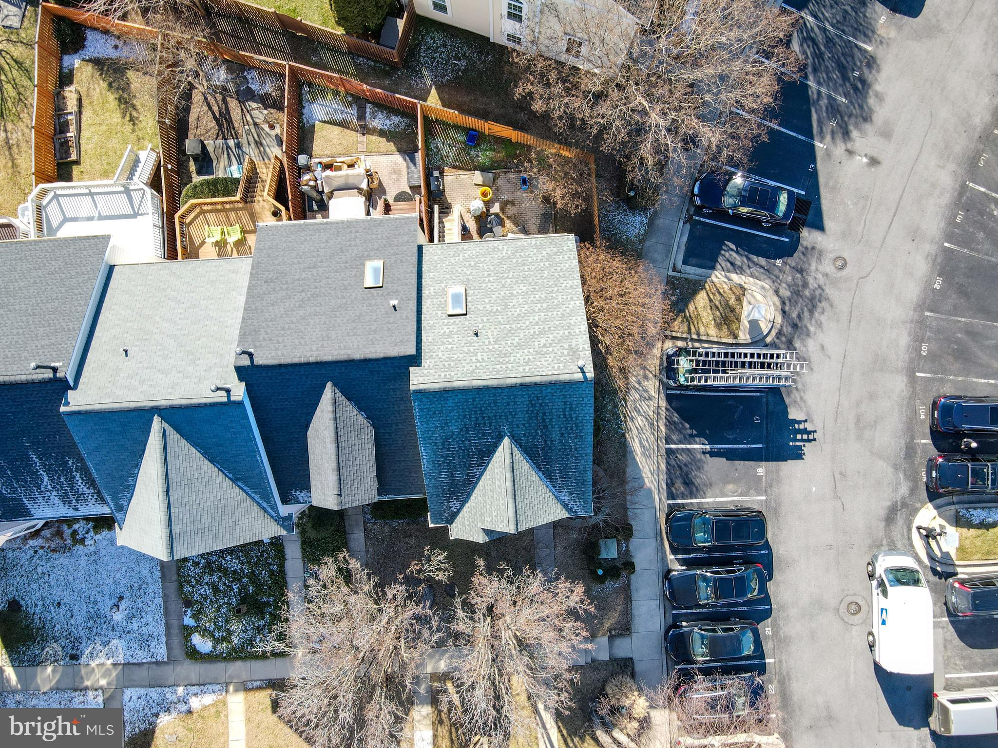 WINDGATE CONDO - Residential