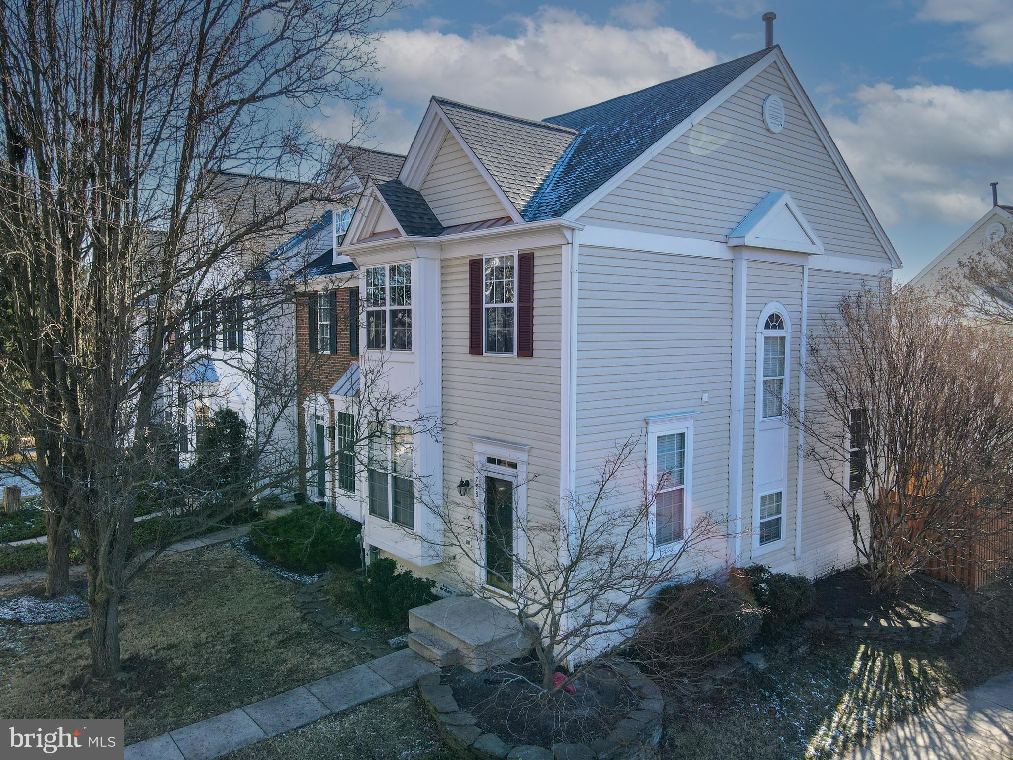 WINDGATE CONDO - Residential