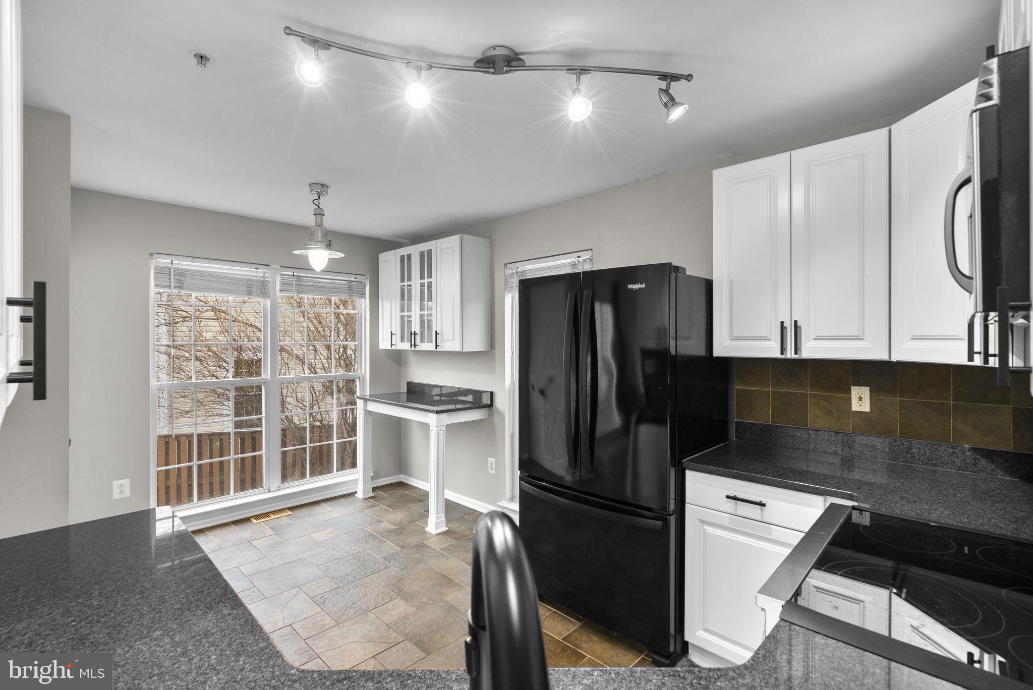 WINDGATE CONDO - Residential