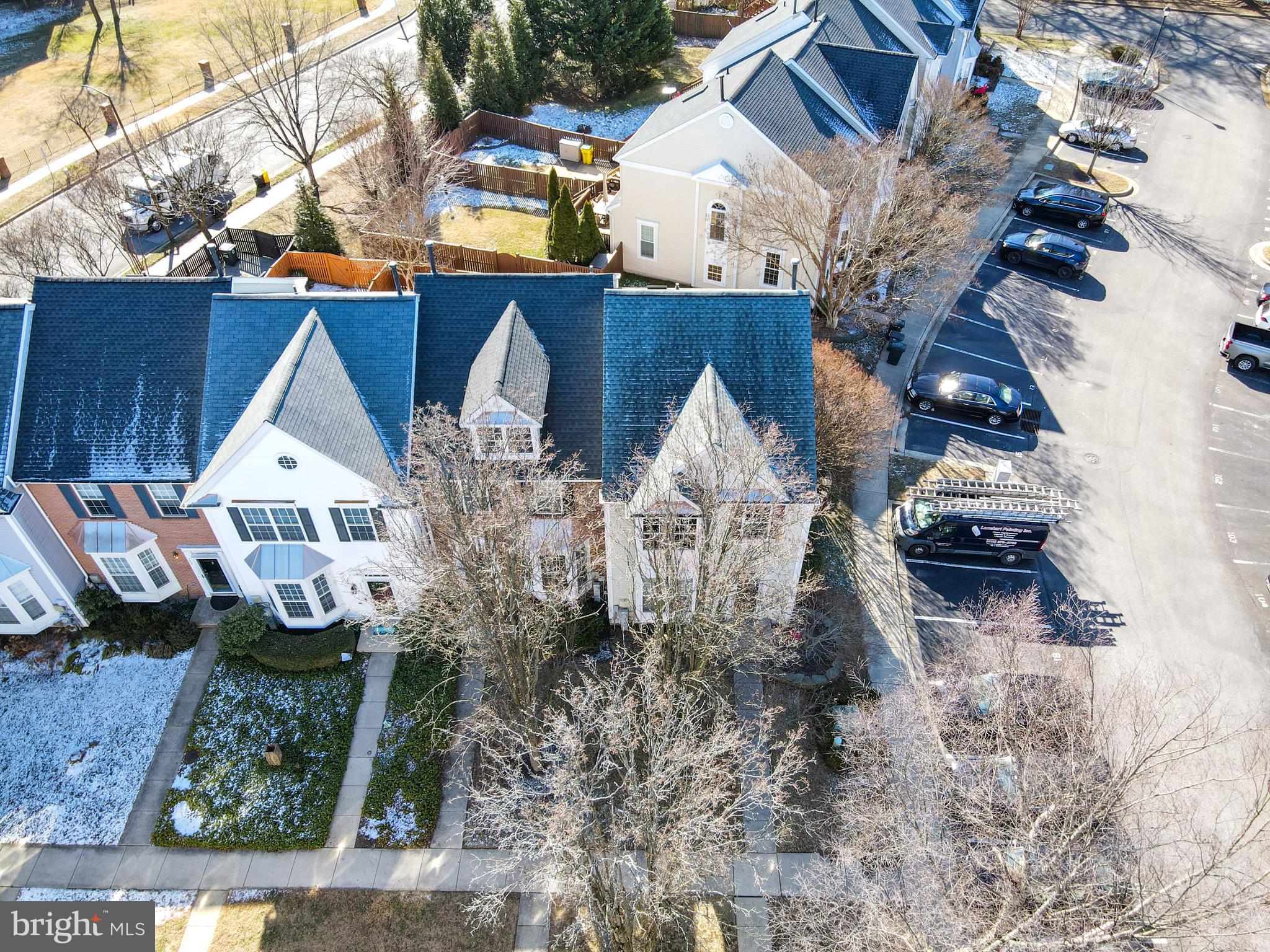 WINDGATE CONDO - Residential