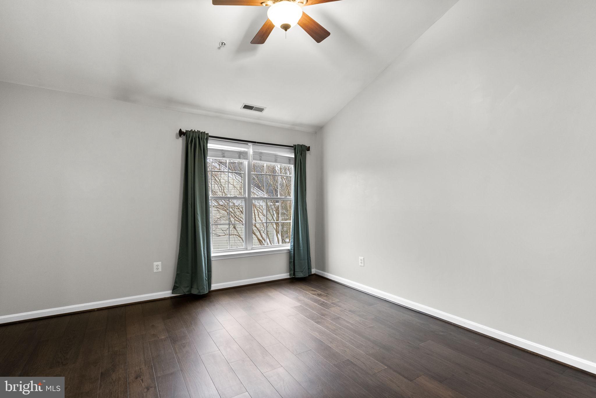 WINDGATE CONDO - Residential