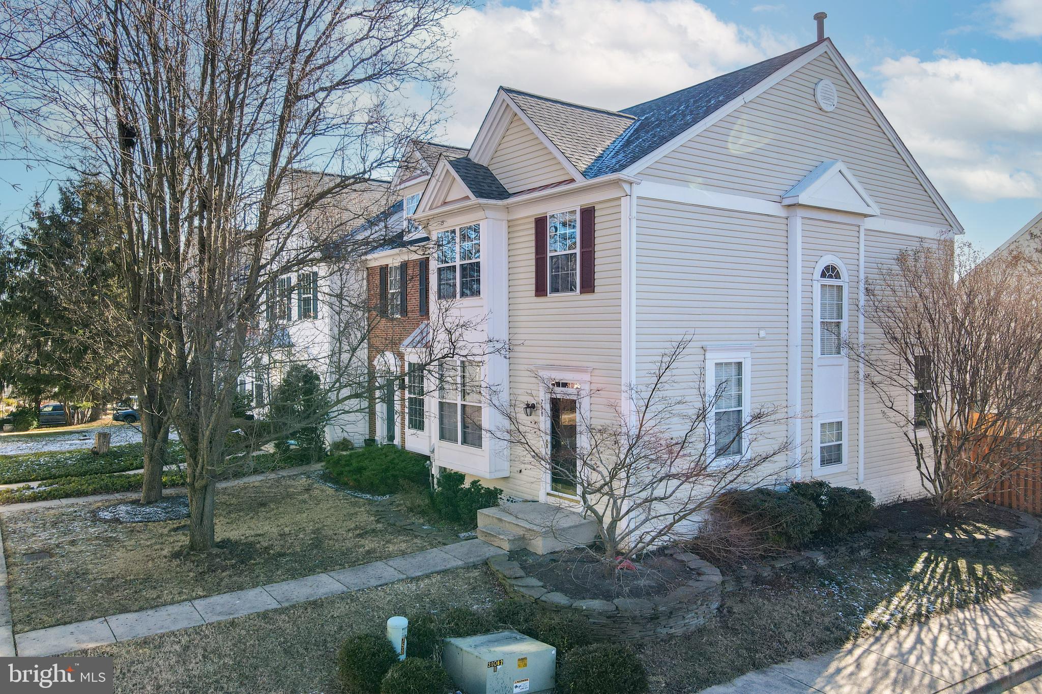 WINDGATE CONDO - Residential