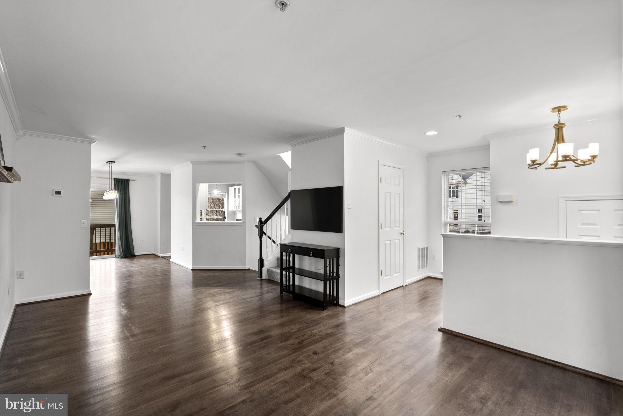 WINDGATE CONDO - Residential