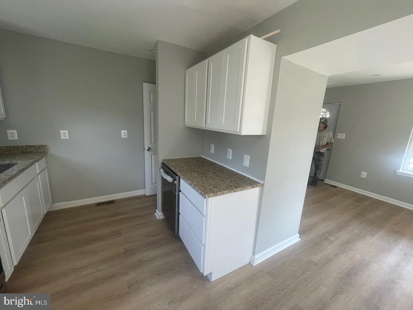 ARUNDEL VILLAGE - Residential Lease