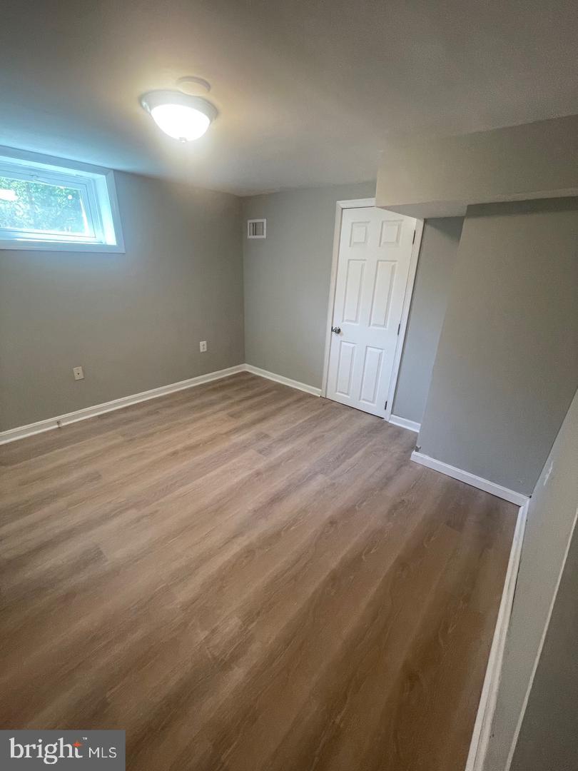 ARUNDEL VILLAGE - Residential Lease