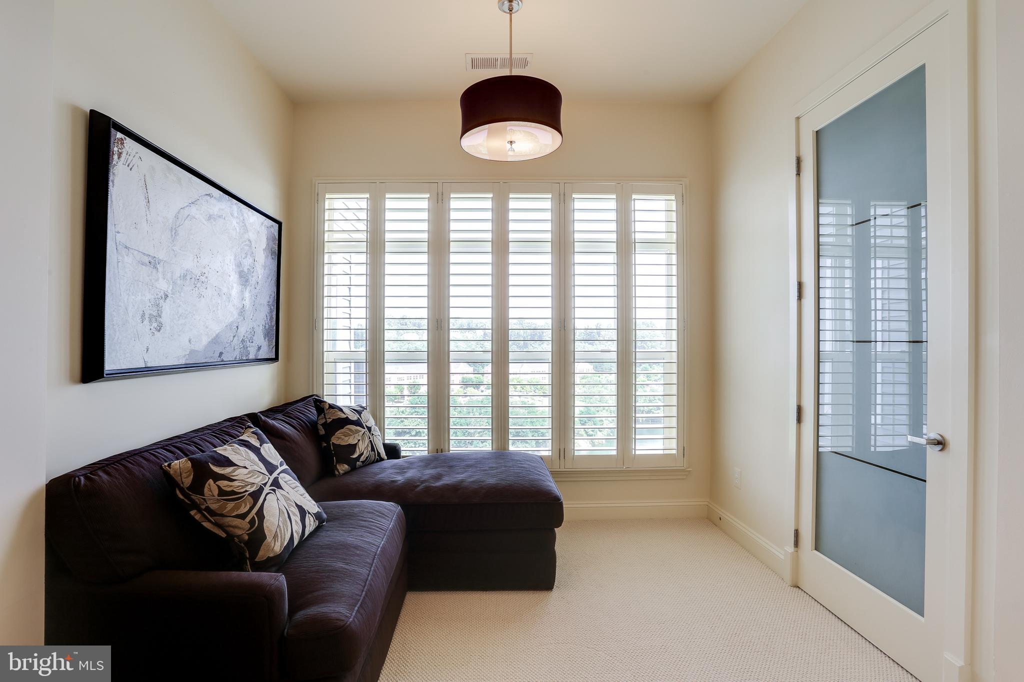 THE BLUFFS AT QUARRY LAKE - Residential