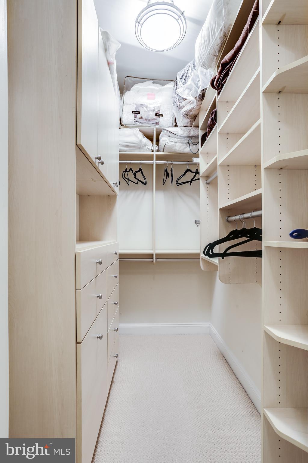 THE BLUFFS AT QUARRY LAKE - Residential