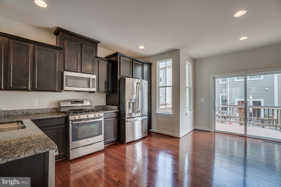 VILLAGE AT WOODSTREAM - Residential