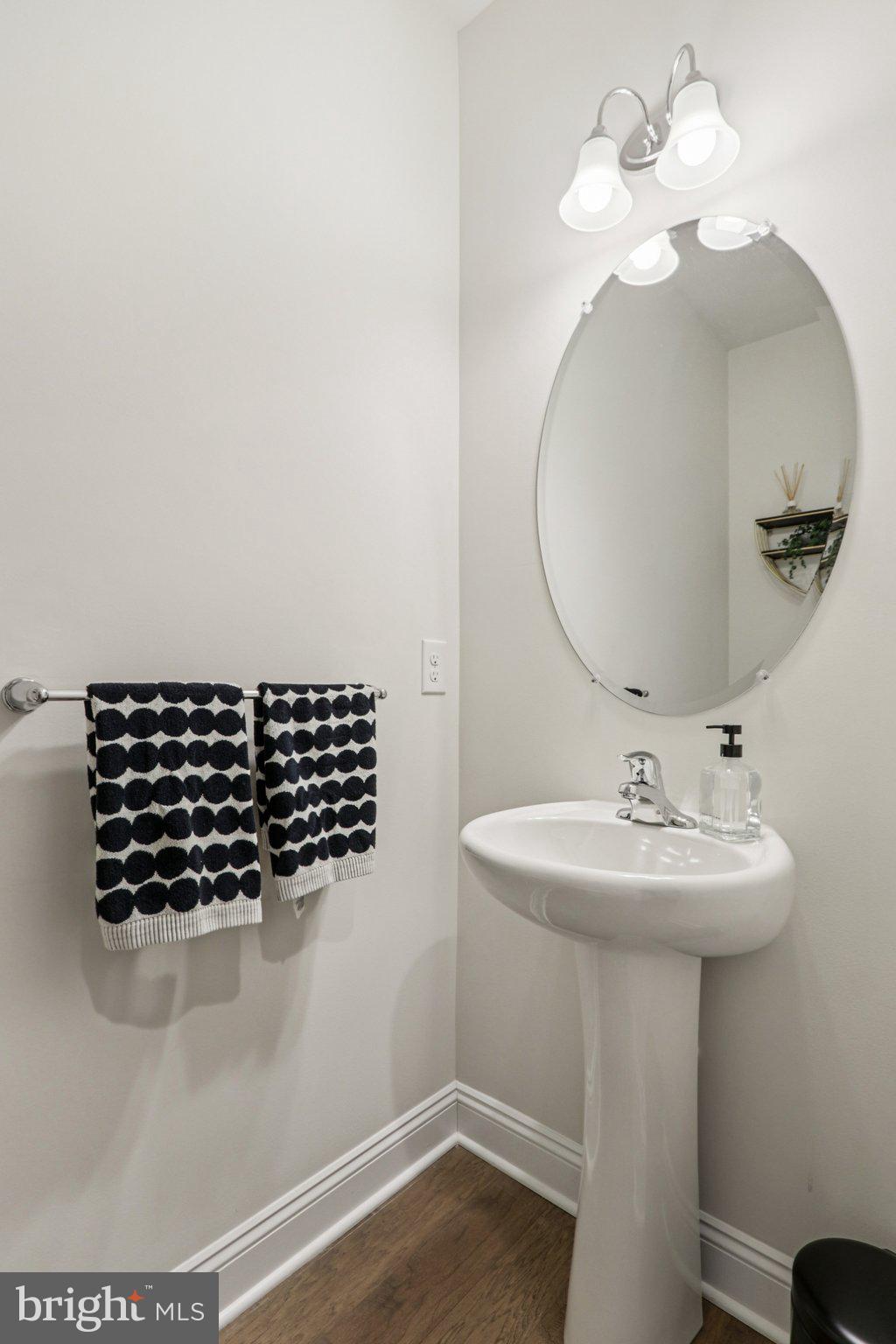 WILLISTOWN POINT - Residential