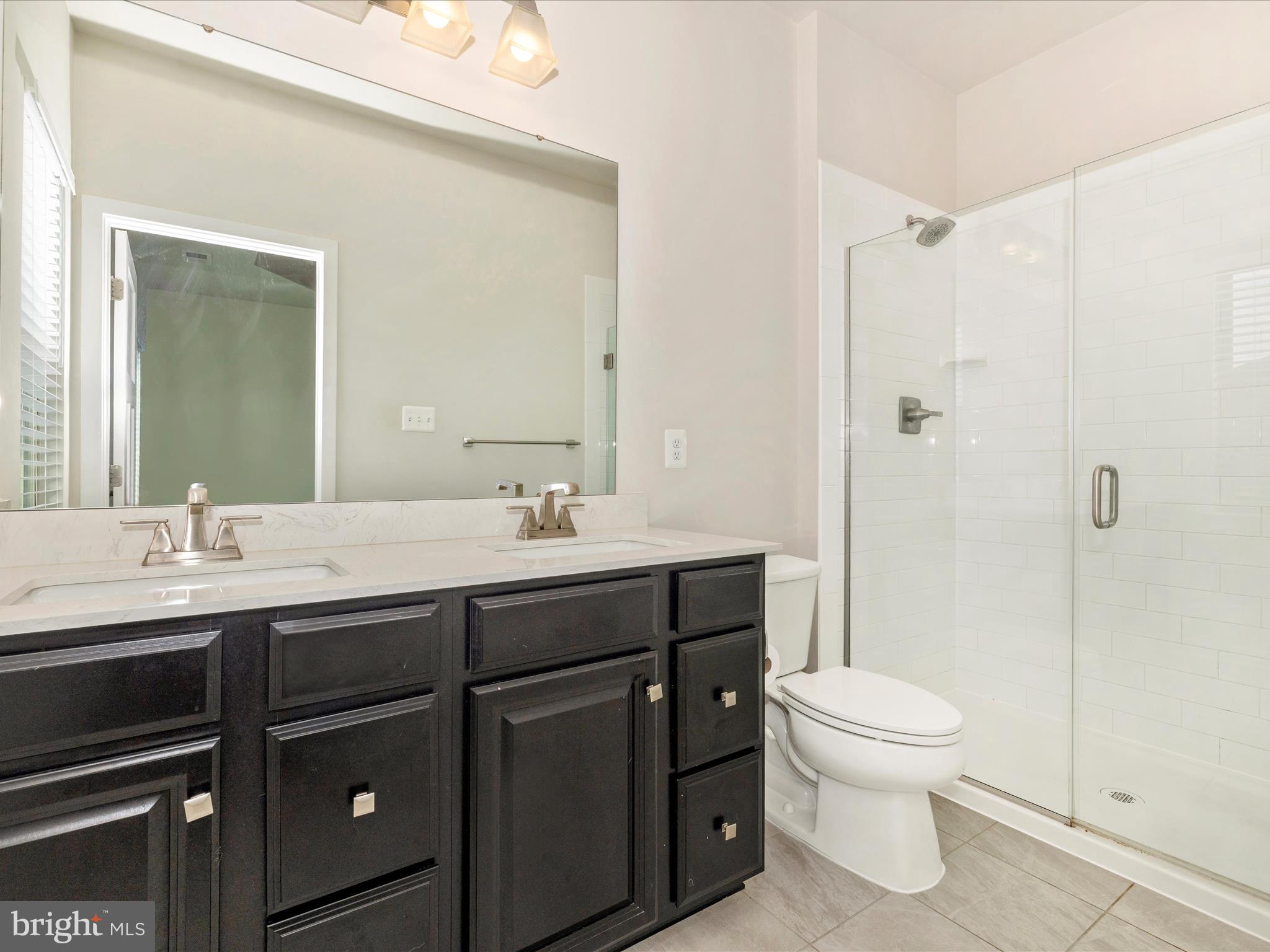 LAKE LINGANORE TOWN CENTER - Residential