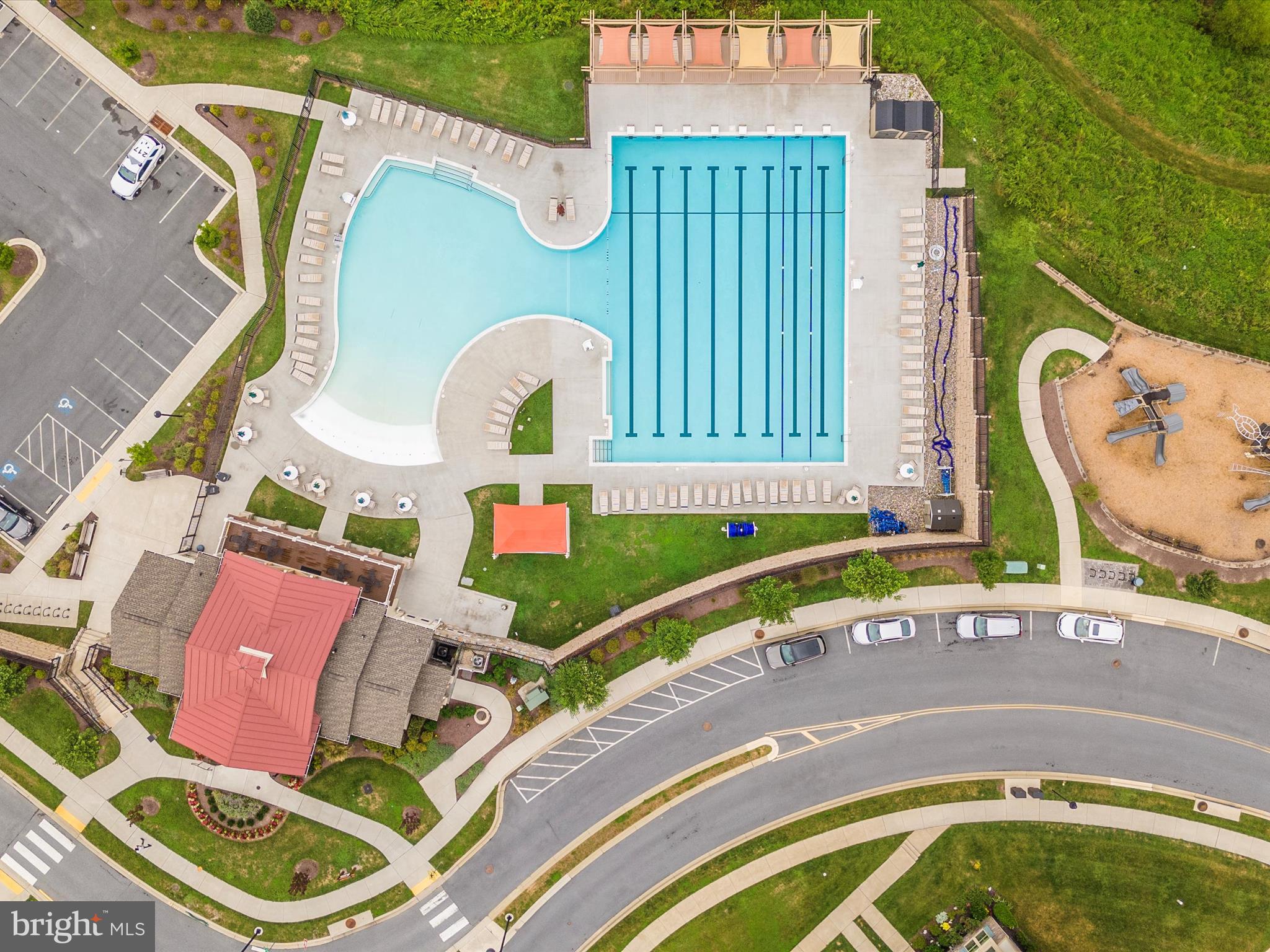 LAKE LINGANORE TOWN CENTER - Residential