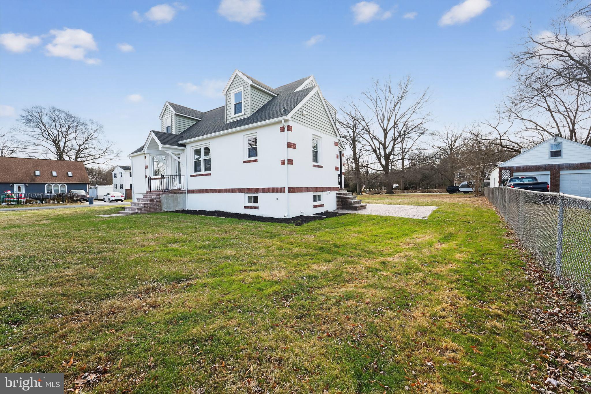 BOWLEYS QUARTERS - Residential