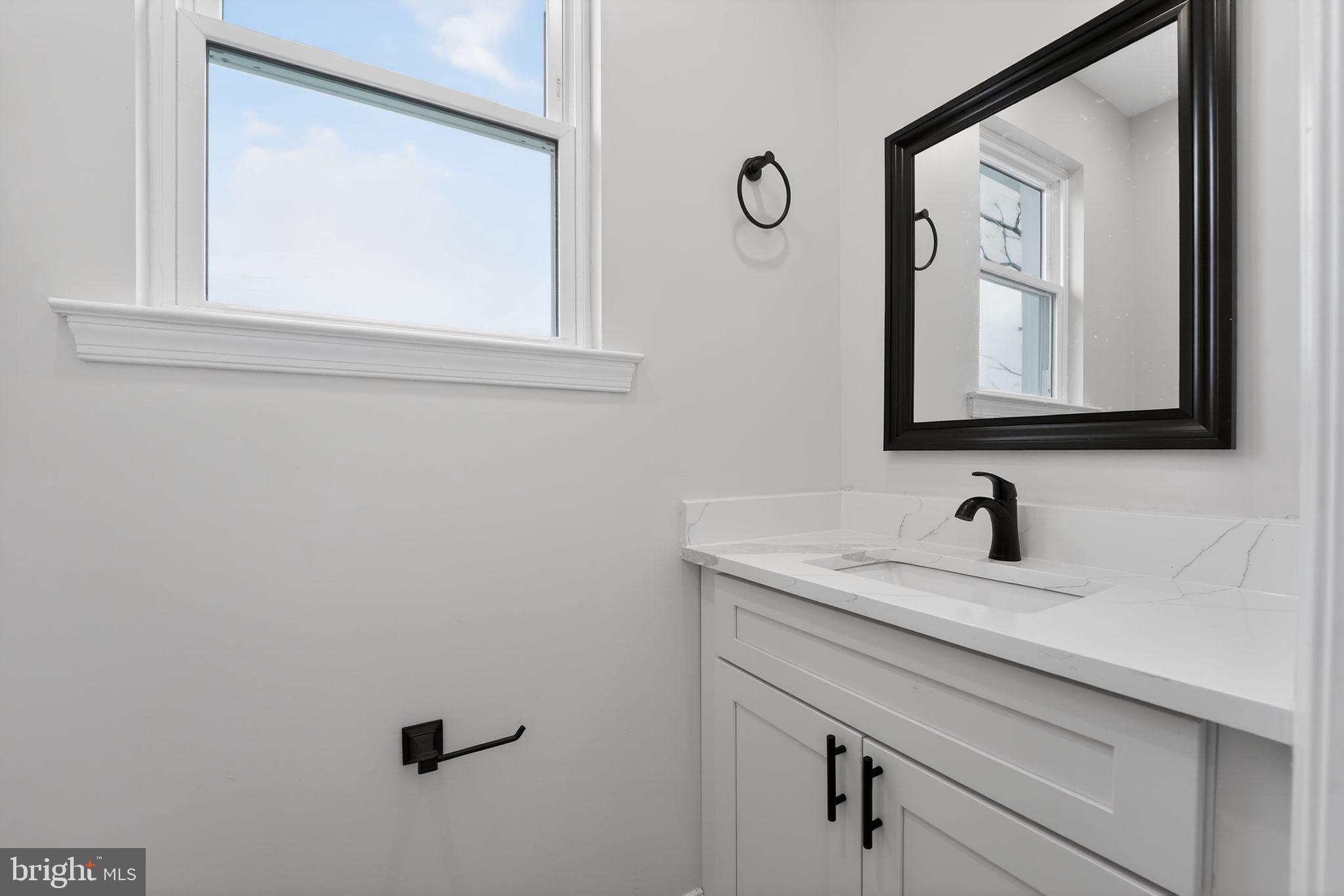 BOWLEYS QUARTERS - Residential