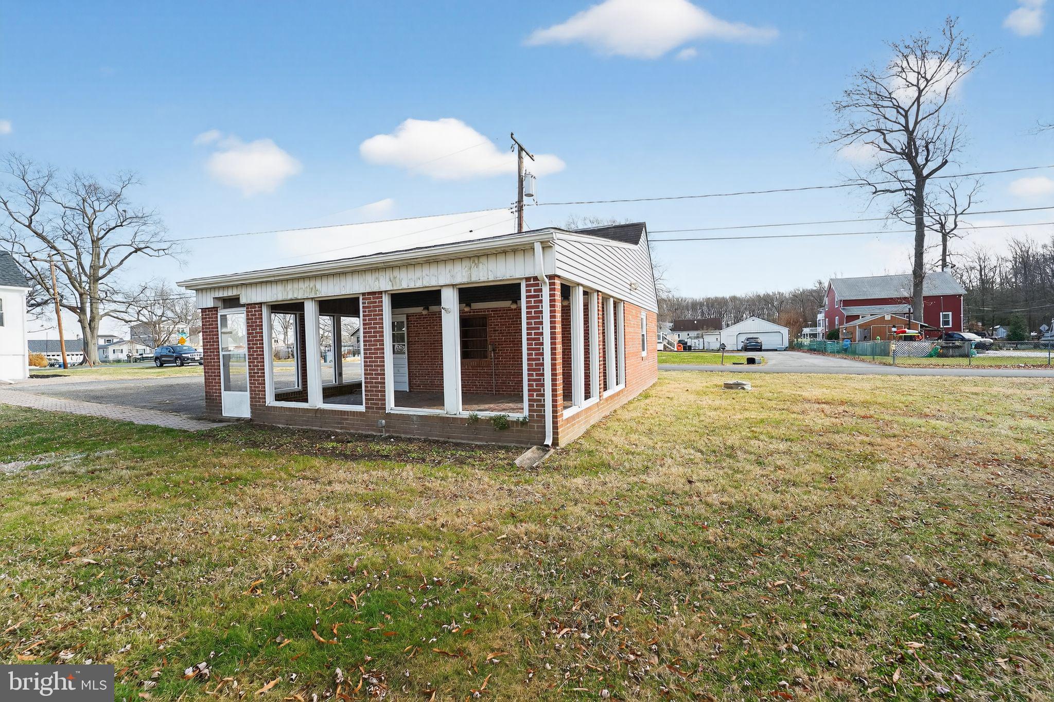 BOWLEYS QUARTERS - Residential