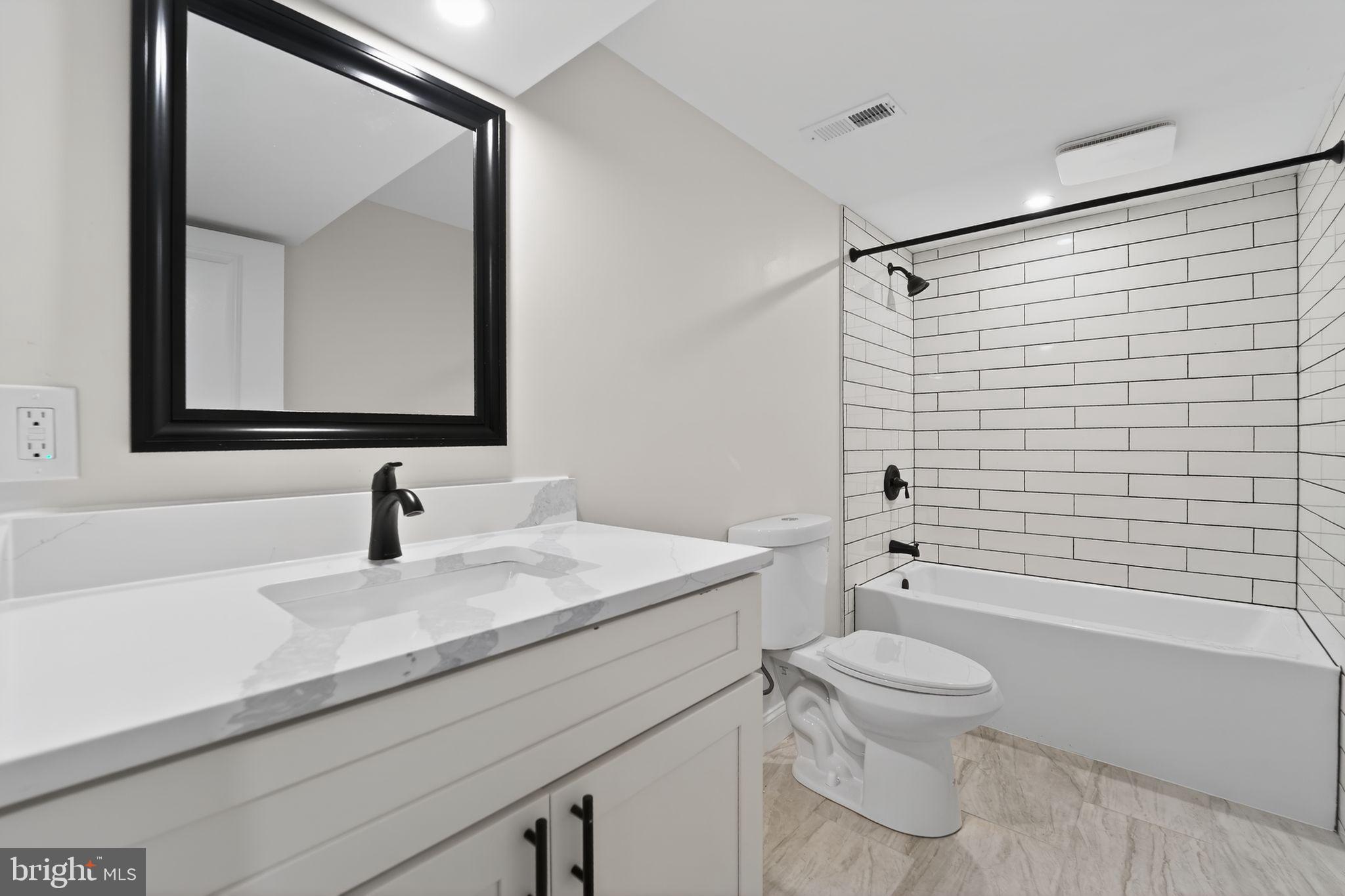 BOWLEYS QUARTERS - Residential