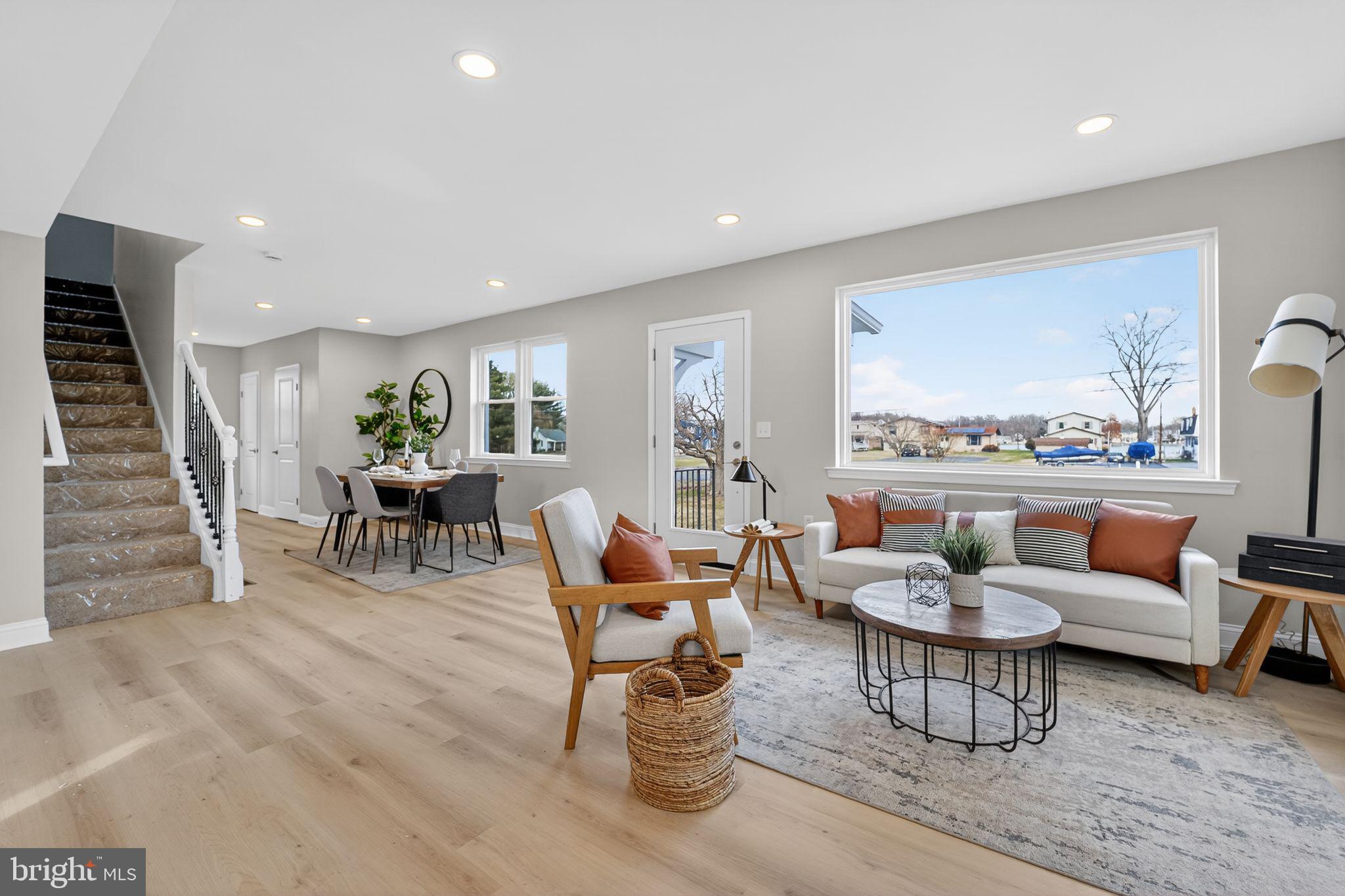 BOWLEYS QUARTERS - Residential