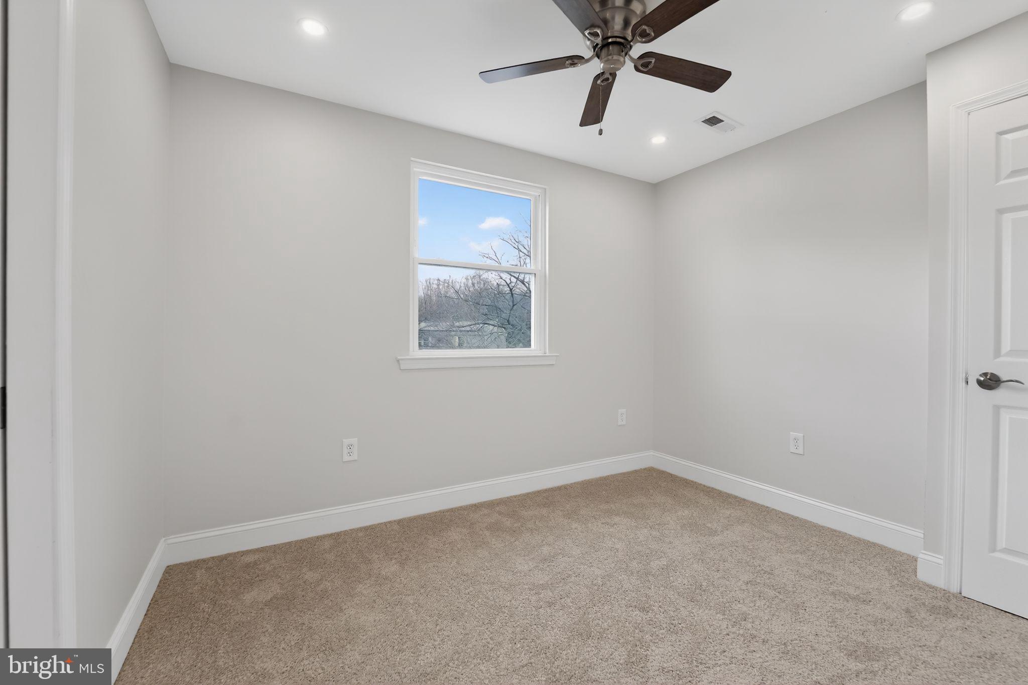 BOWLEYS QUARTERS - Residential