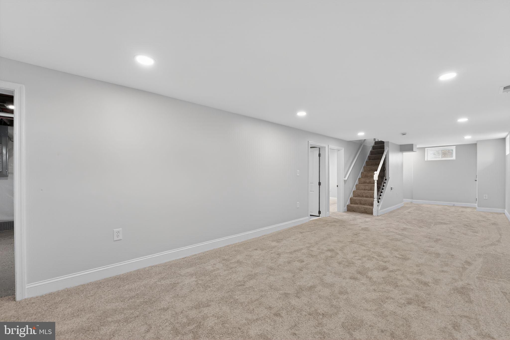 BOWLEYS QUARTERS - Residential