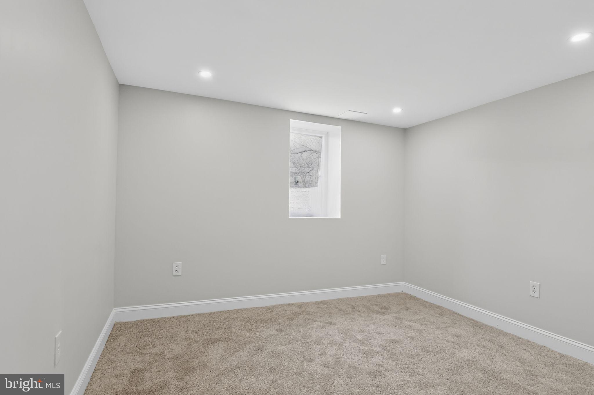 BOWLEYS QUARTERS - Residential