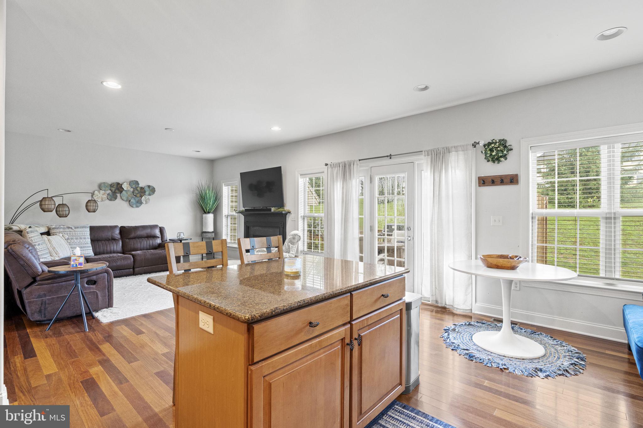 WINDING HILLS - Residential