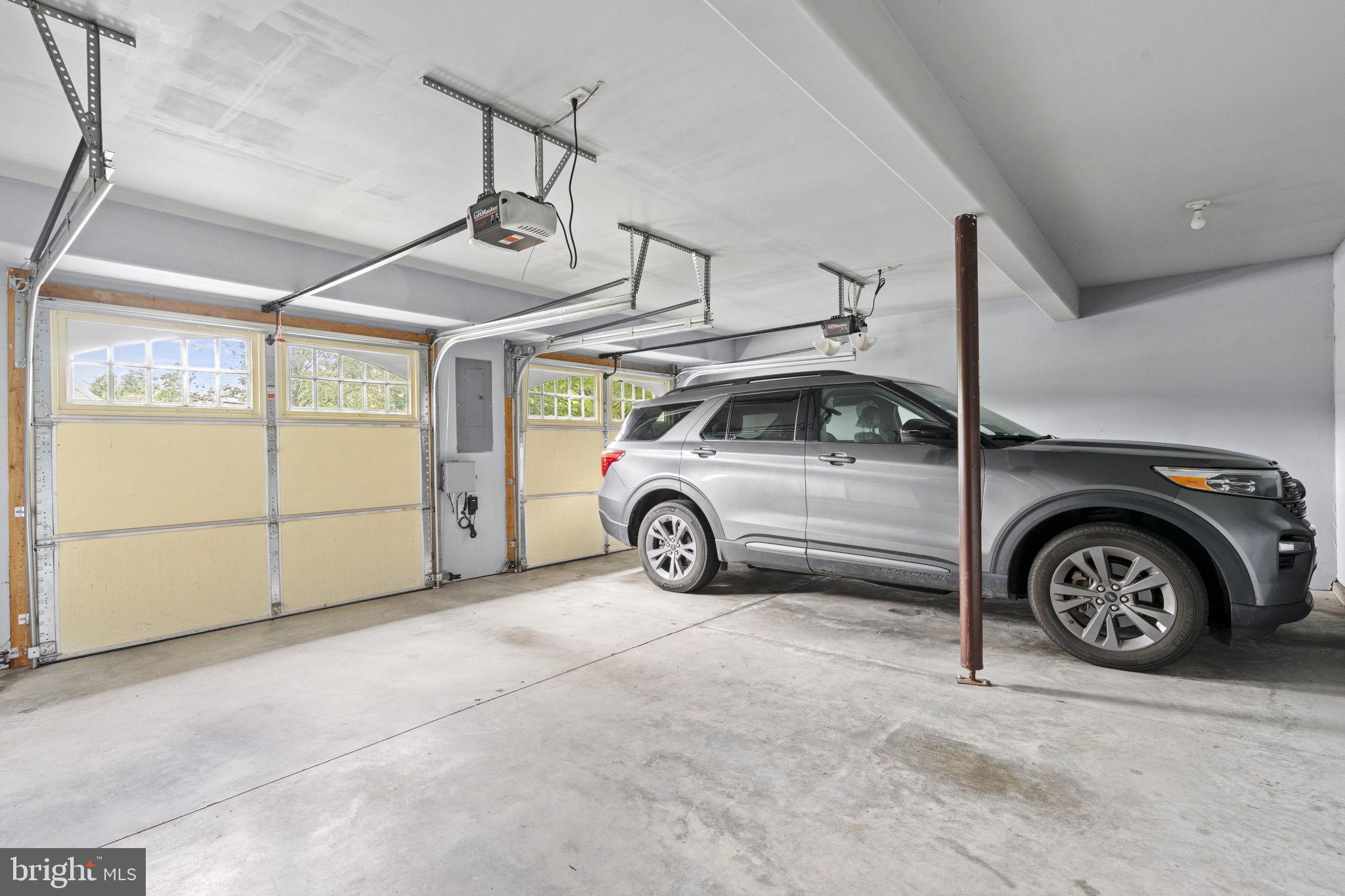 WINDING HILLS - Residential