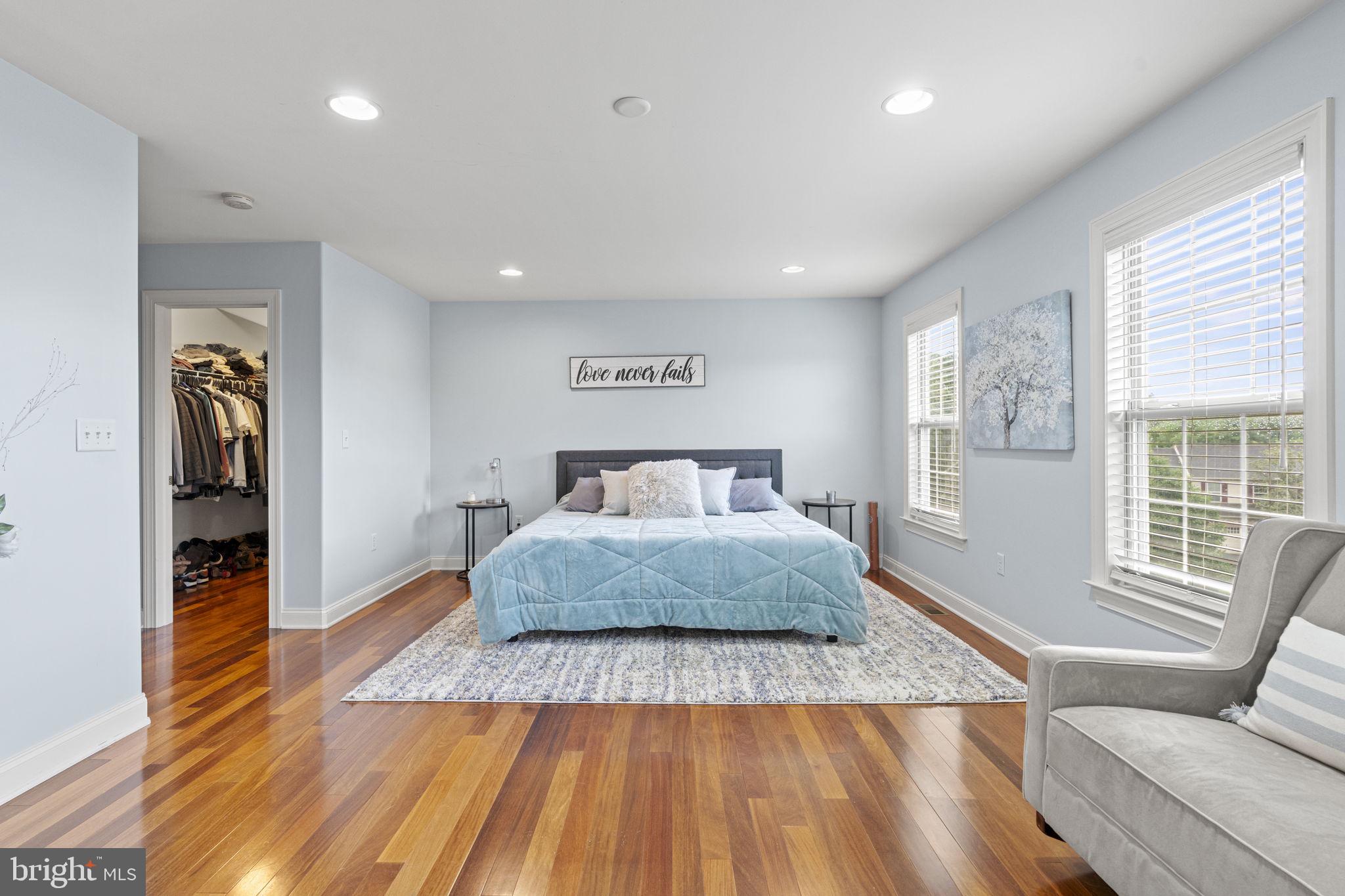 WINDING HILLS - Residential