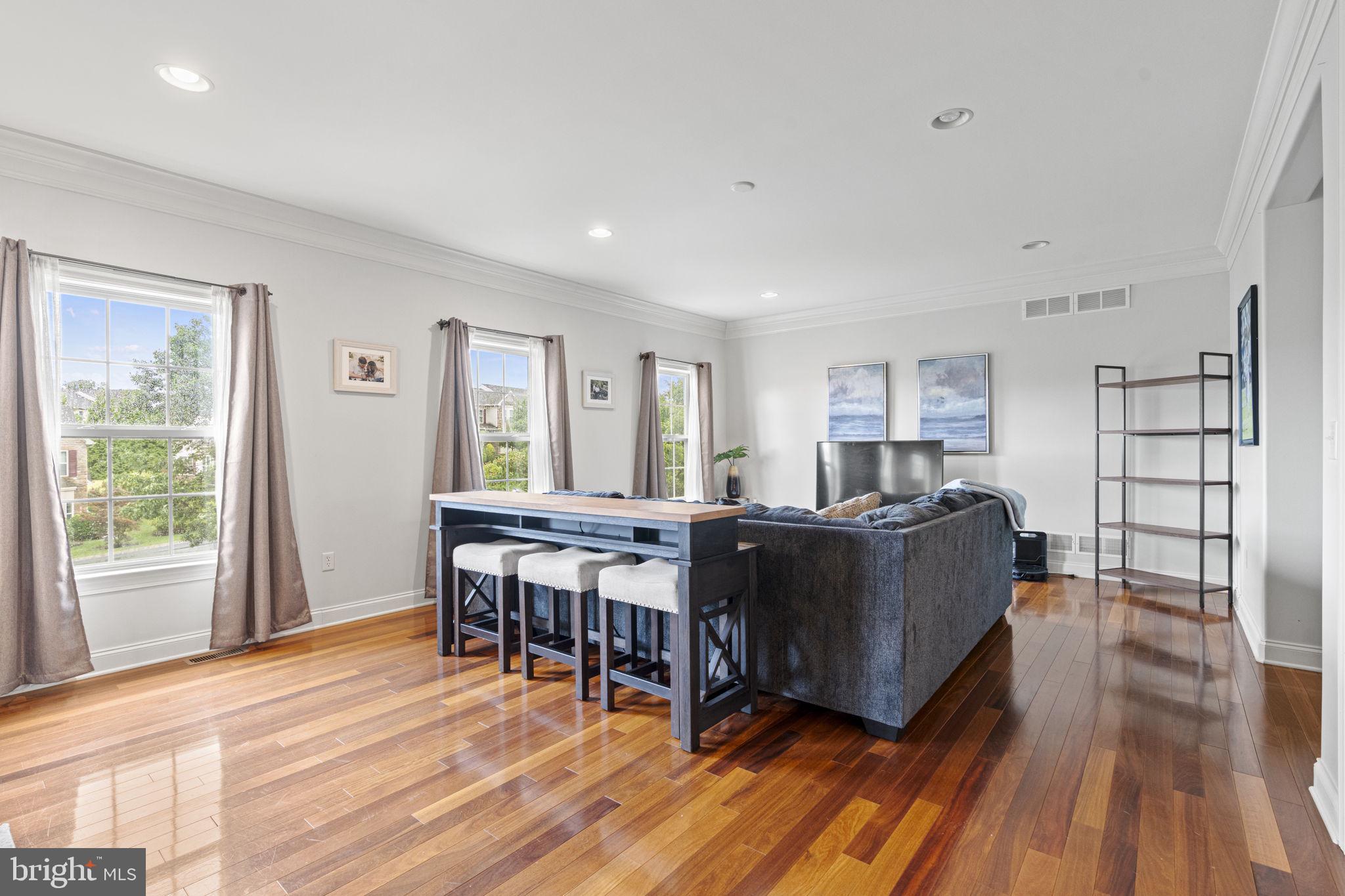 WINDING HILLS - Residential