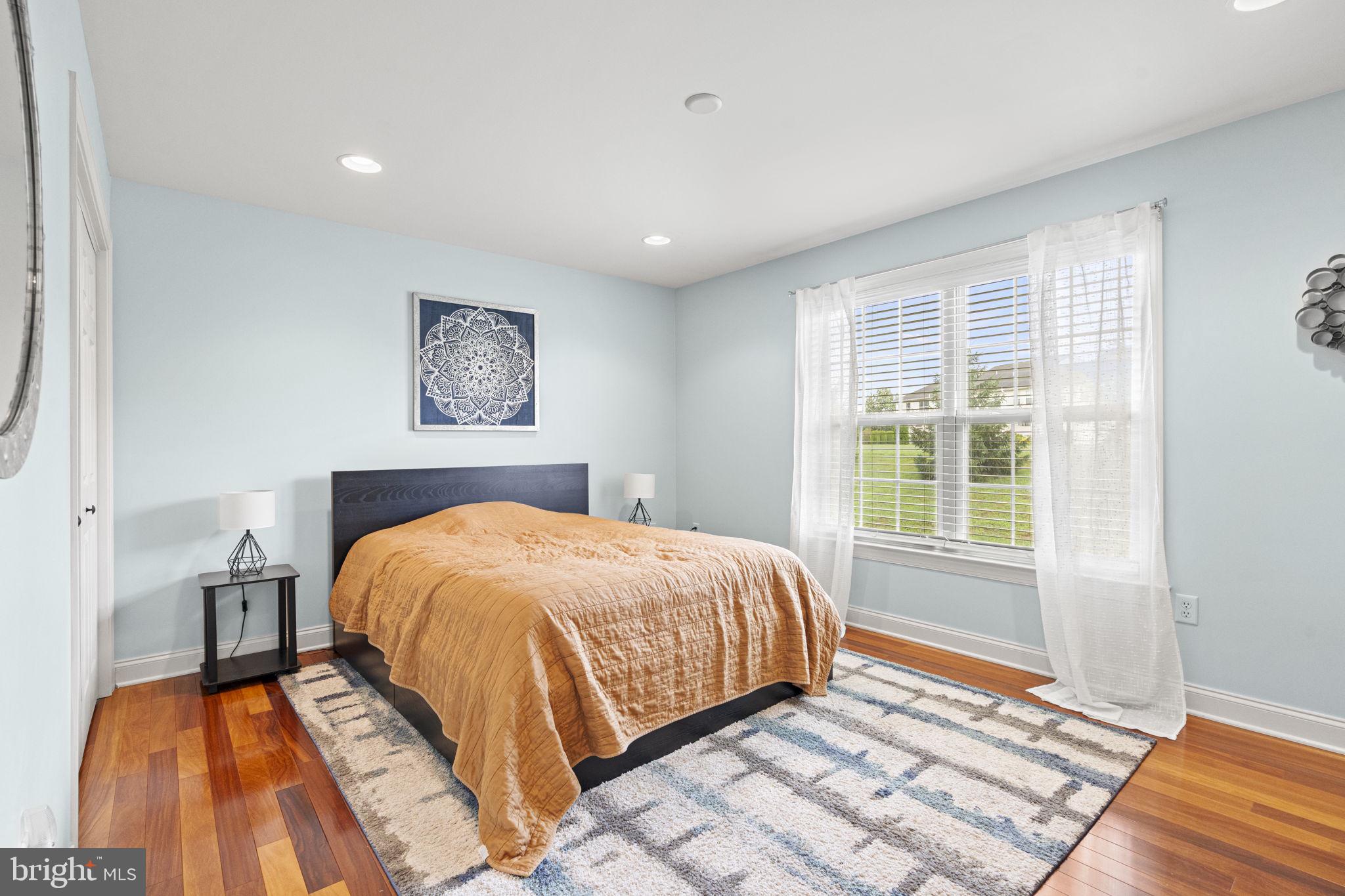 WINDING HILLS - Residential