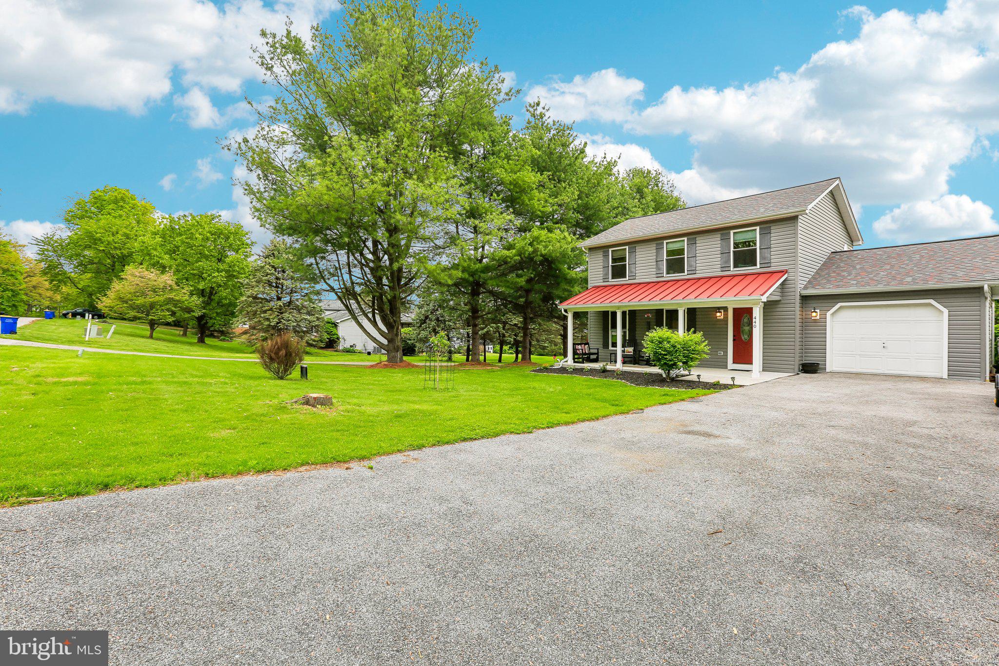 440 VALLEY VIEW DRIVE