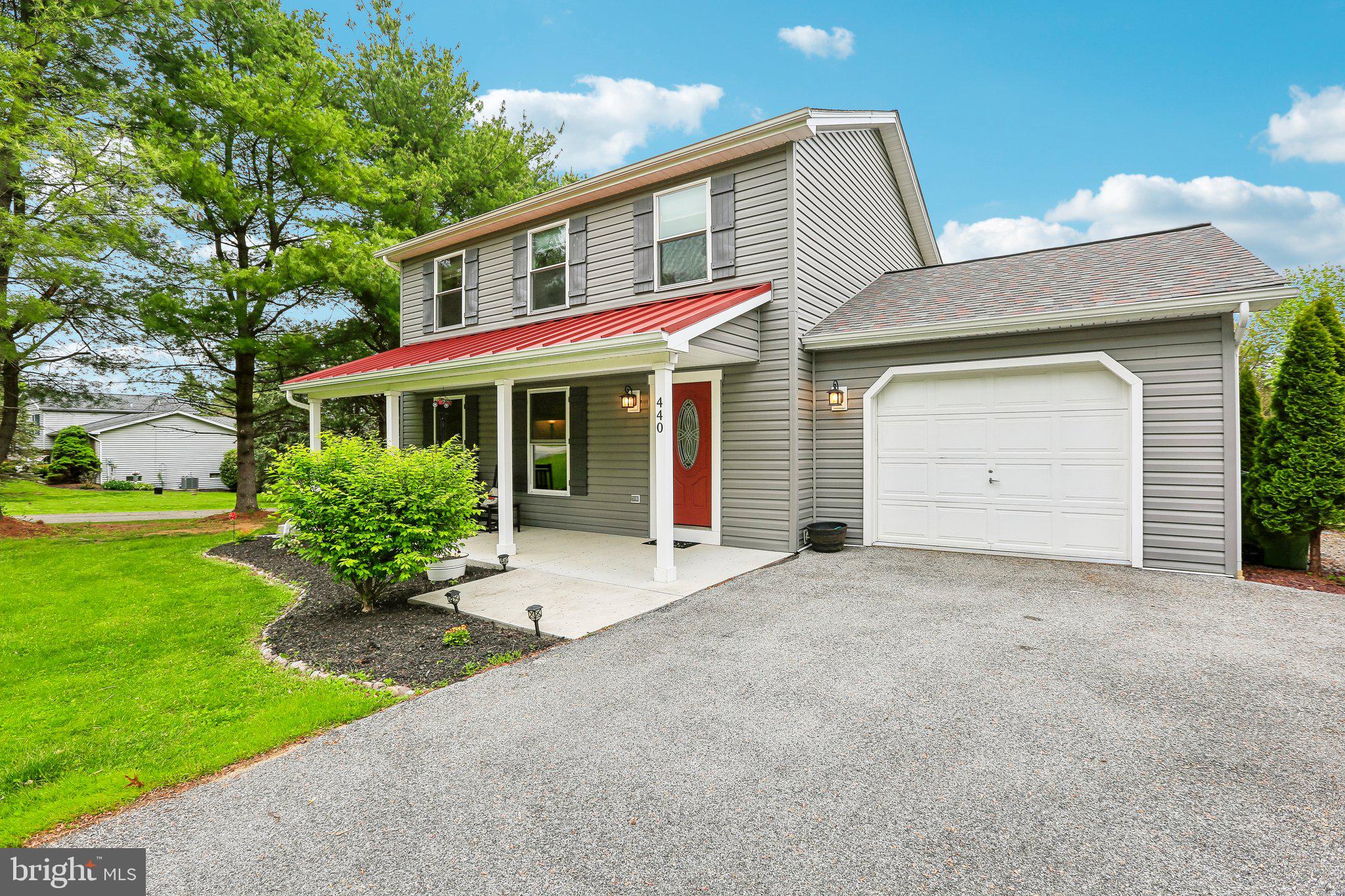 440 VALLEY VIEW DRIVE