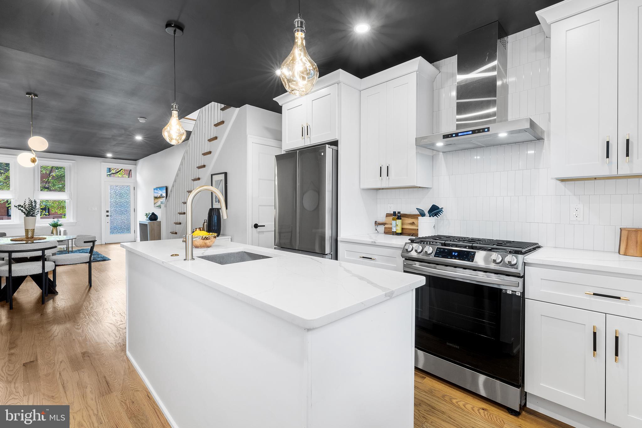 PASSYUNK SQUARE - Residential