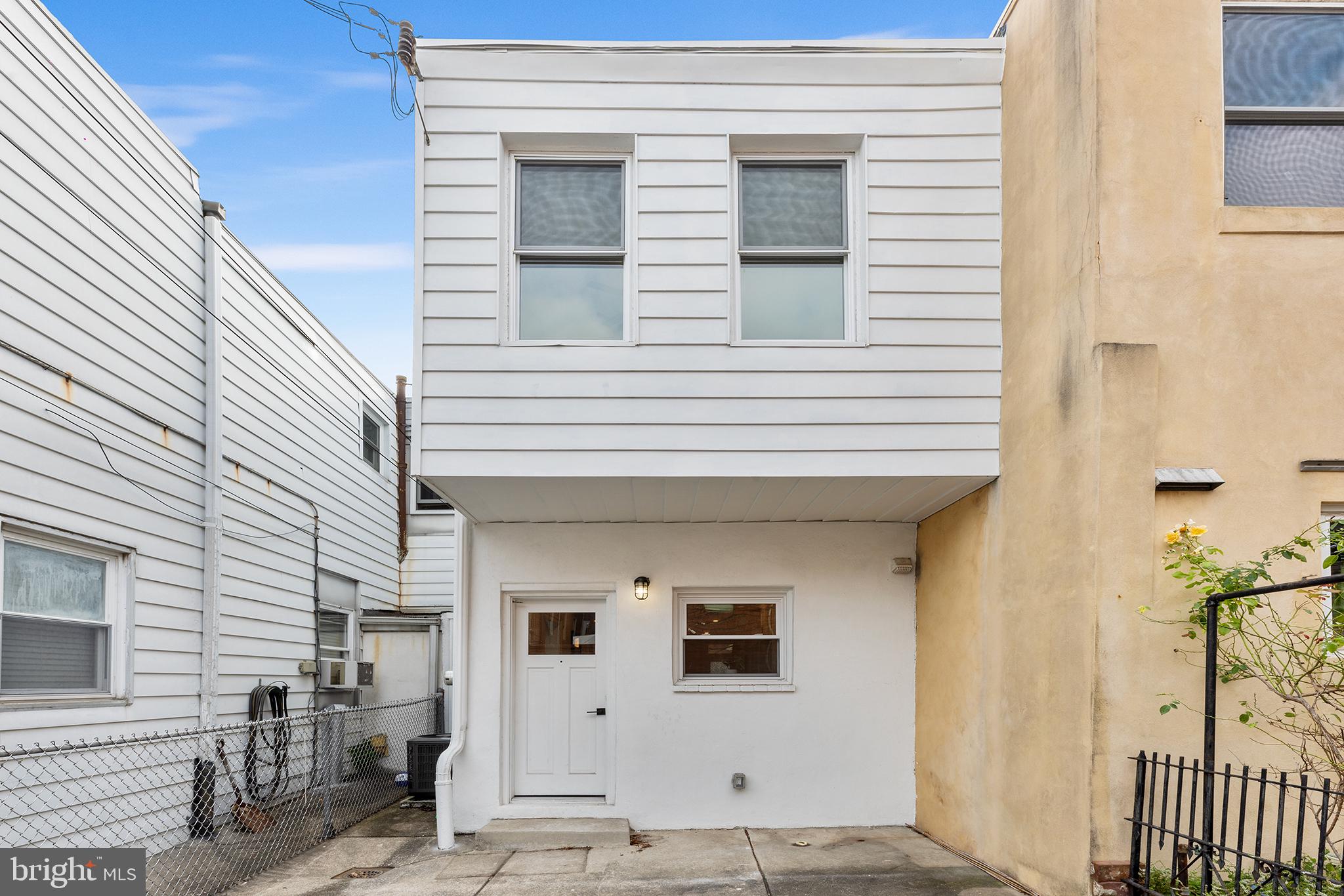 PASSYUNK SQUARE - Residential