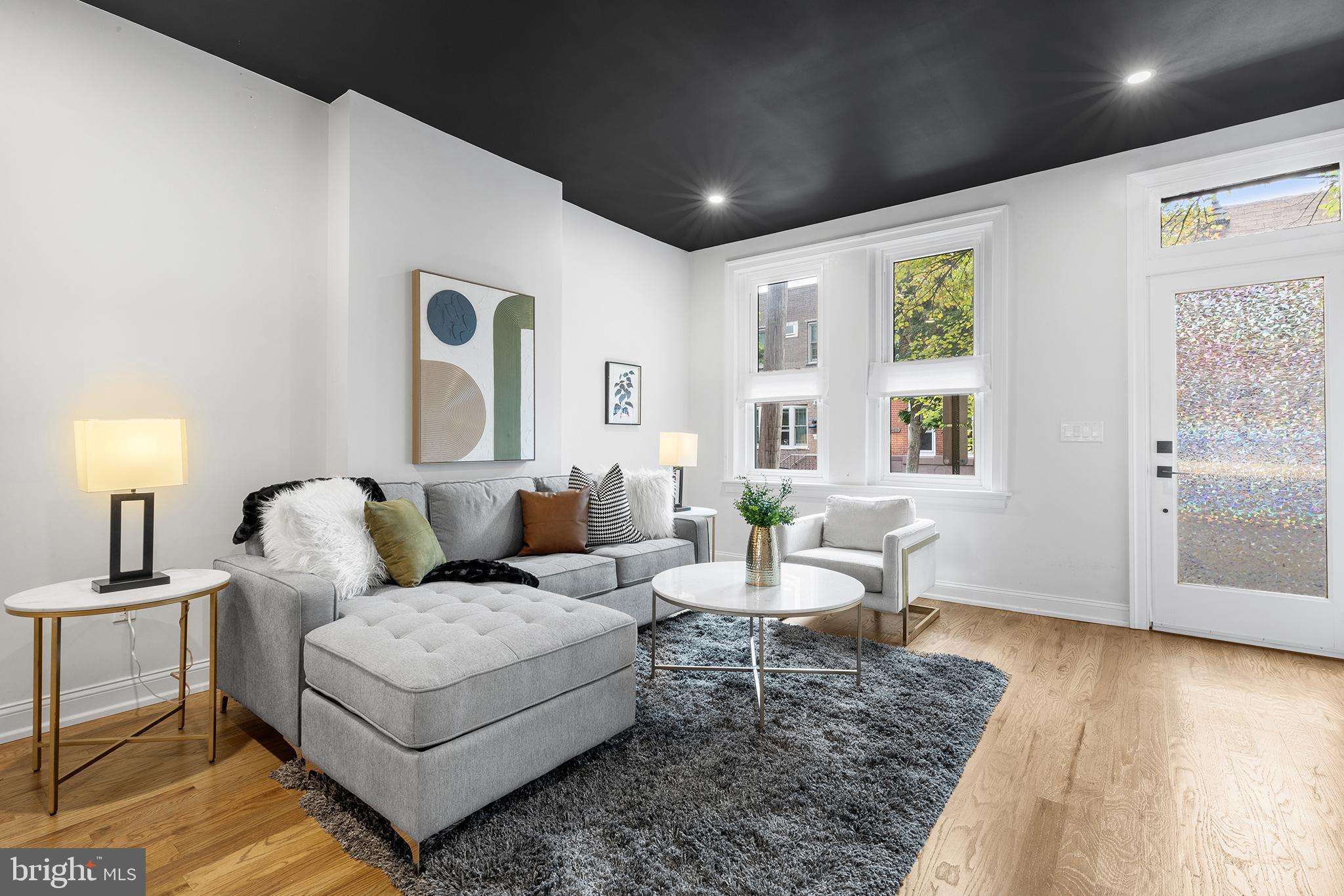 PASSYUNK SQUARE - Residential