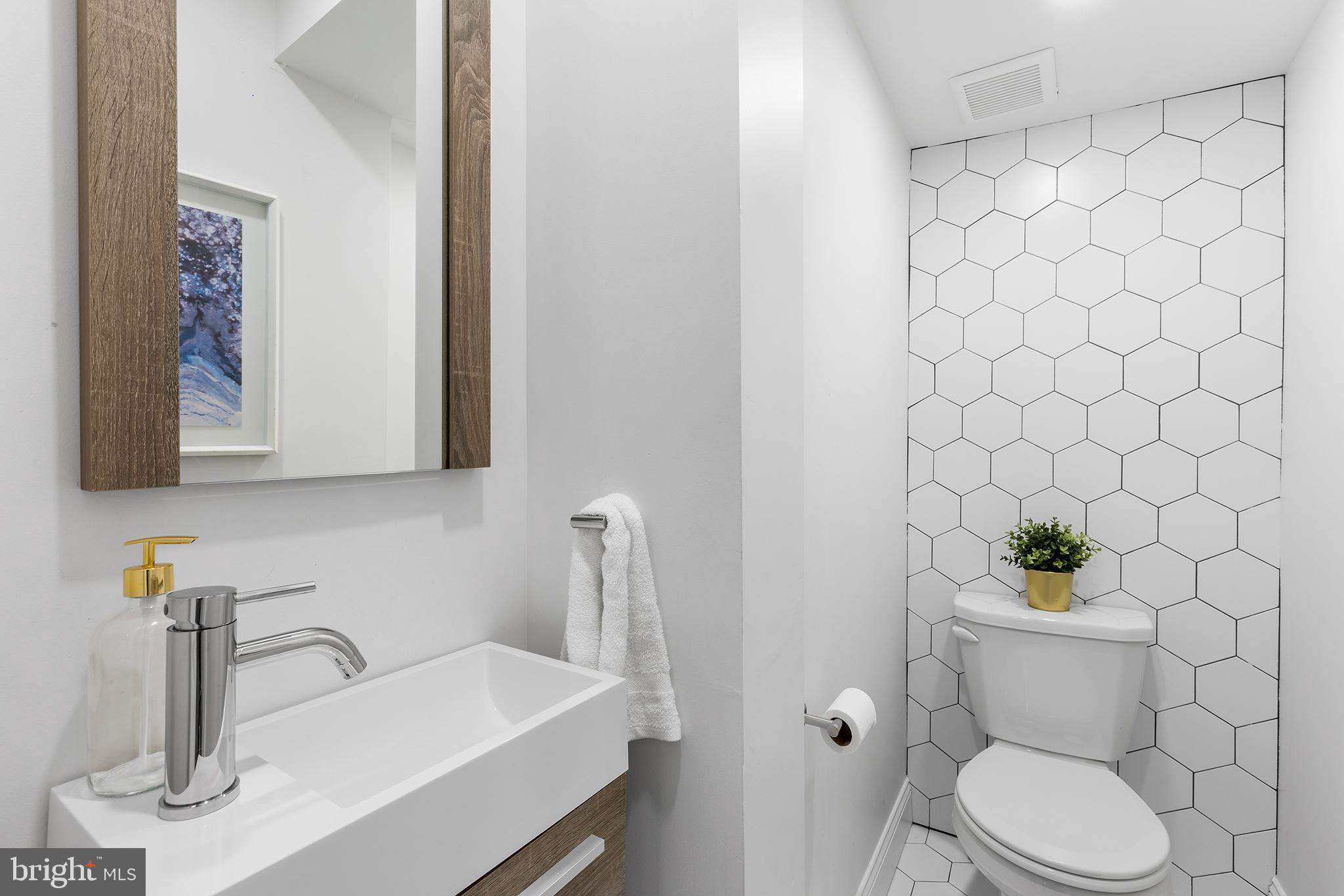 PASSYUNK SQUARE - Residential